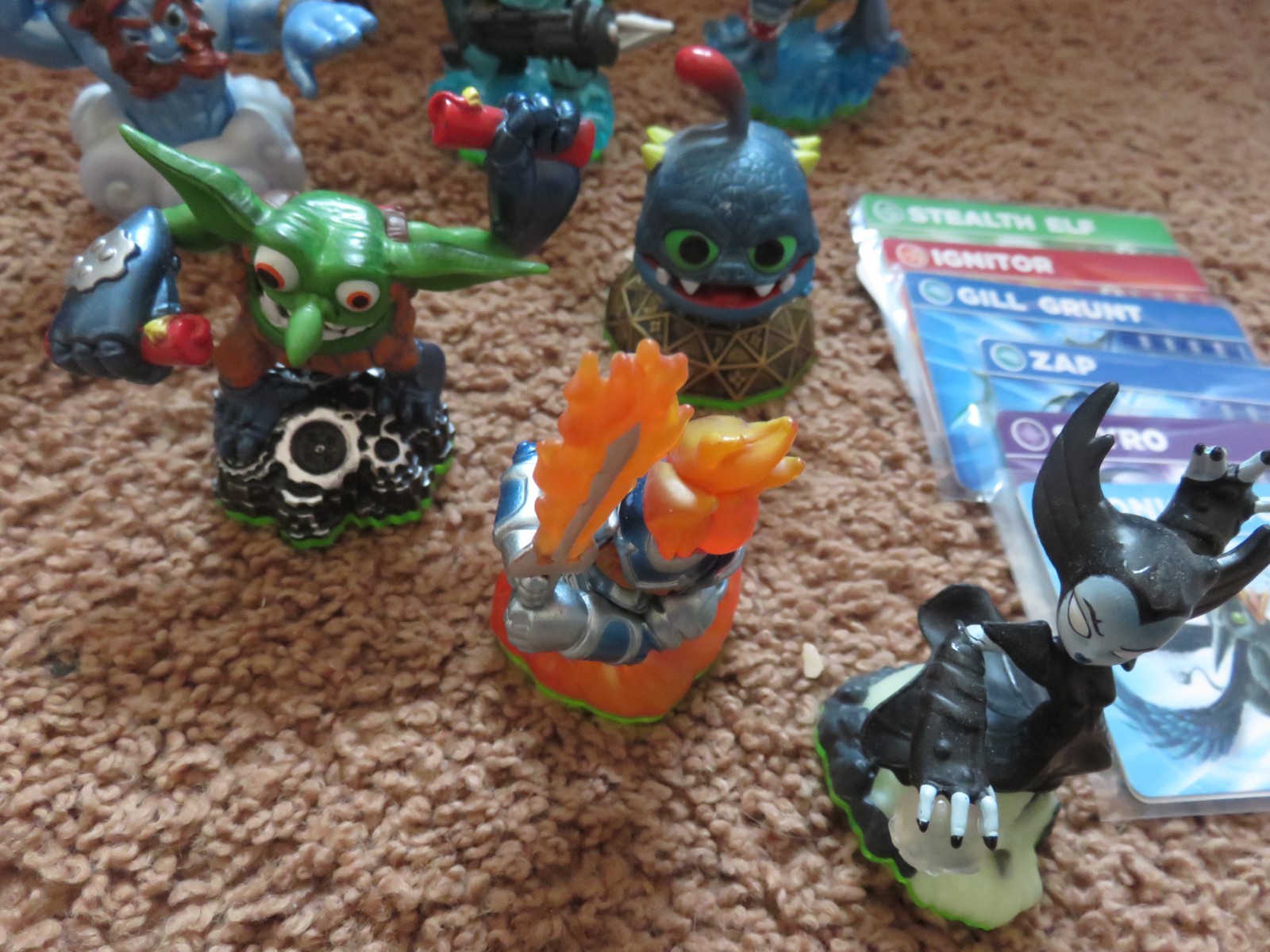 Skylanders Spyro’s Adventure Game Figure Lot of 32. Includes 3 sets. 18 w Cards