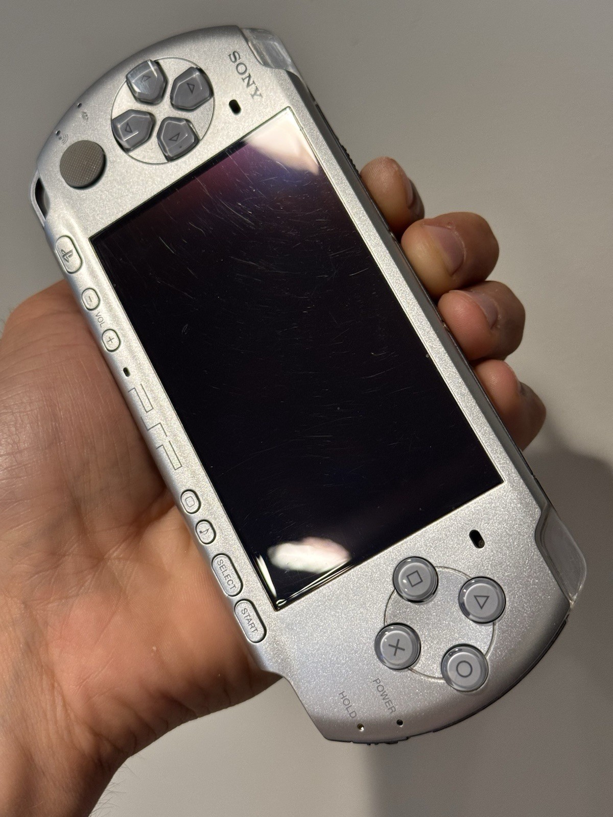 Sony PSP-3000 Mystic Silver Bundle w/Charger and 6 Games – TESTED – WORKING