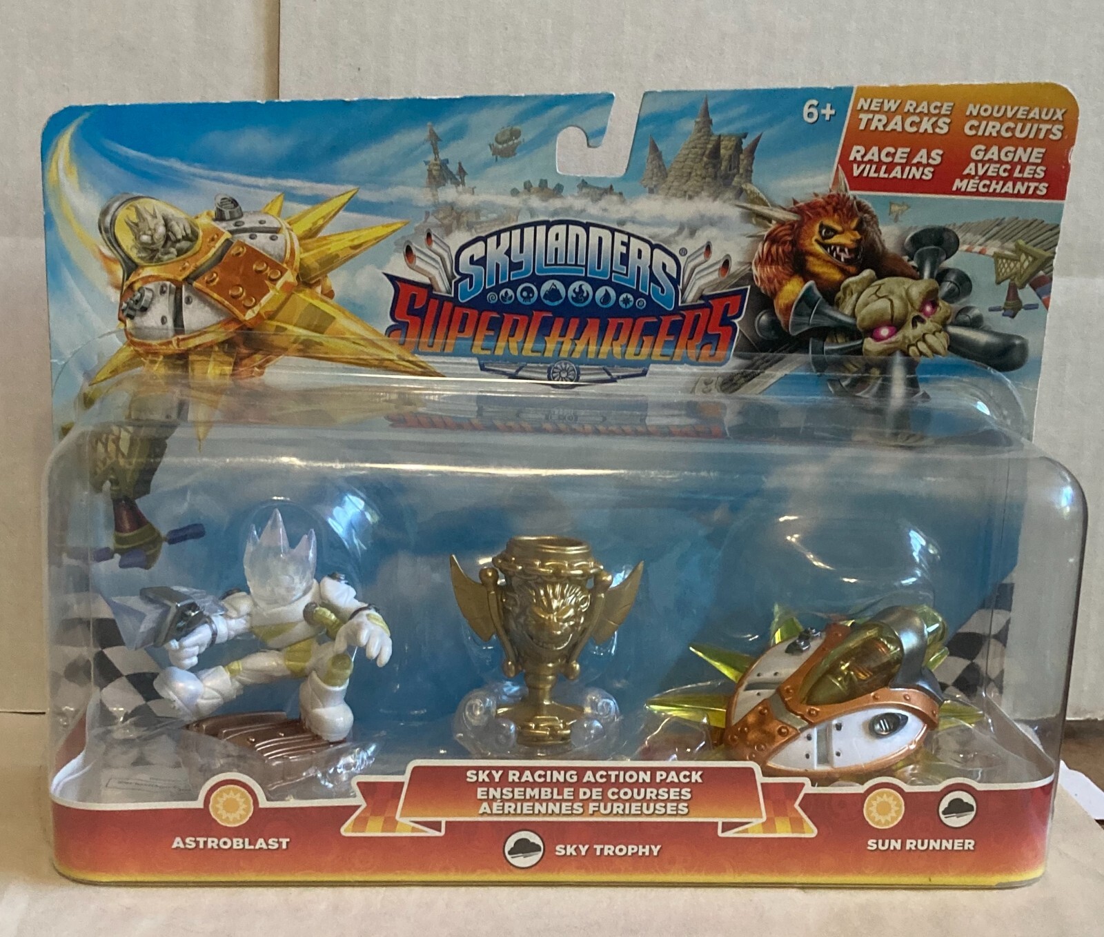 Skylander Supercharger Legendary Sky Racing Action Pack