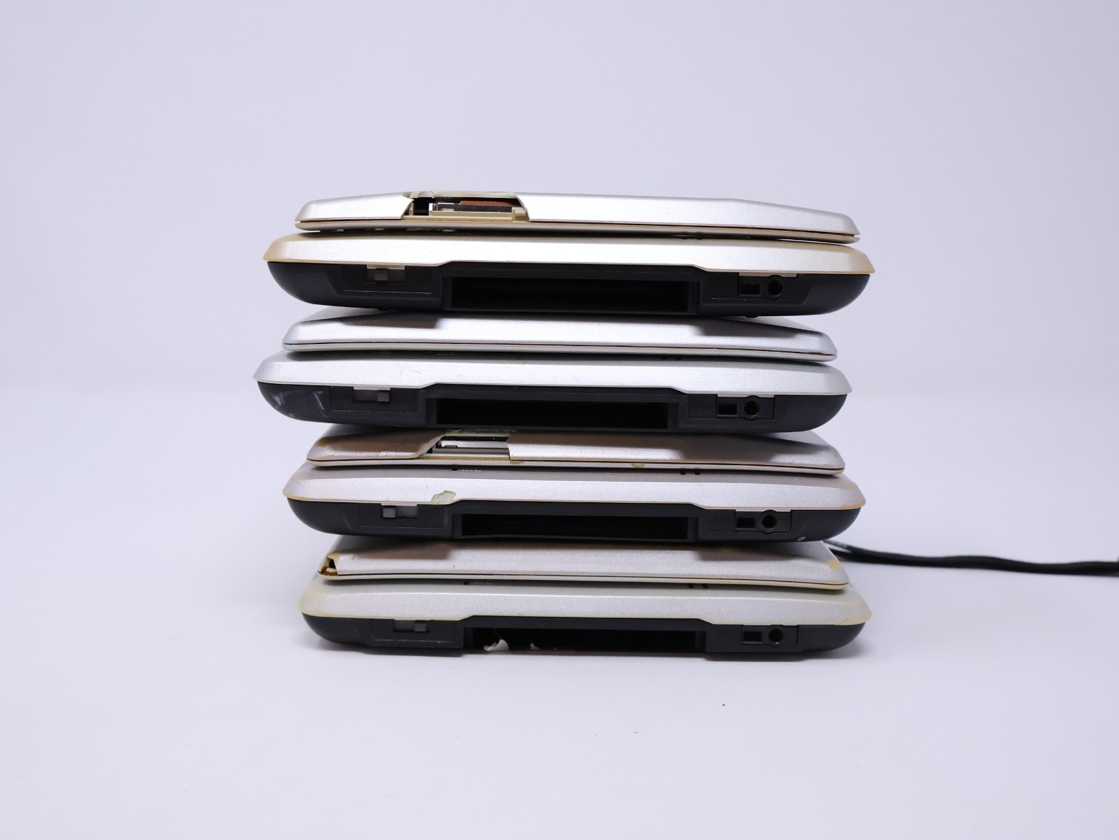 Nintendo DS Original NTR-001 Console Silver Lot of 4 Broken Hinge For Parts