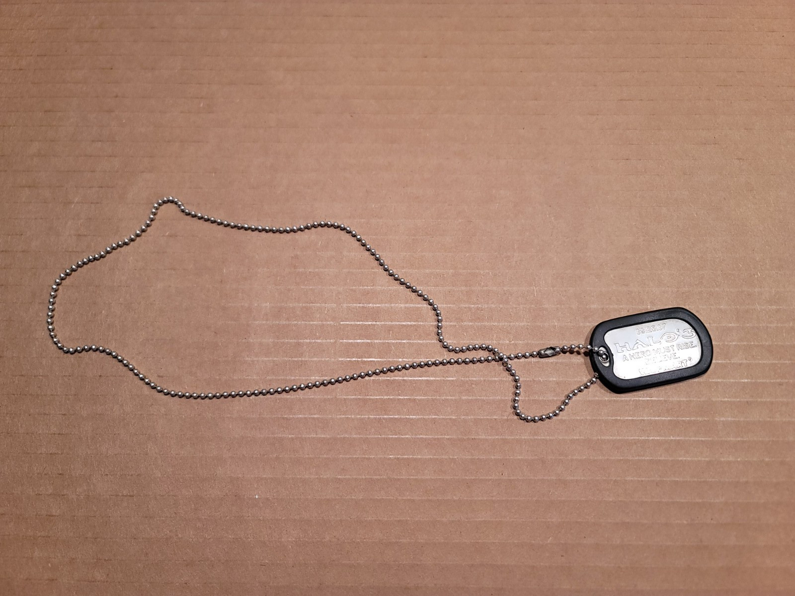 Halo 3 Dog Tag from 2007 Walmart Exclusive Promotional Necklace Chain Dogtag