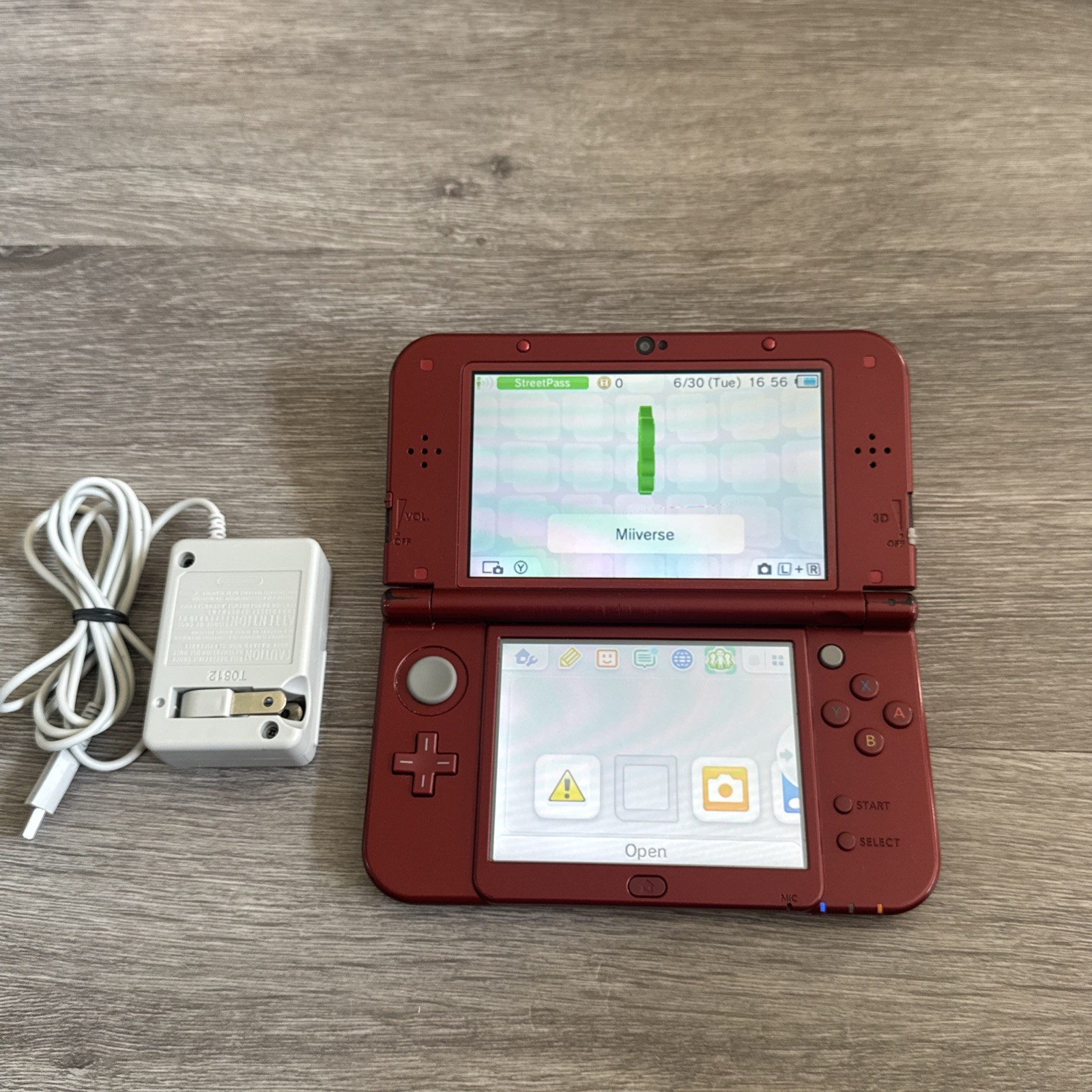 Nintendo New 3DS XL Console With Charger Red. Cosmetic Damage Tested And Working