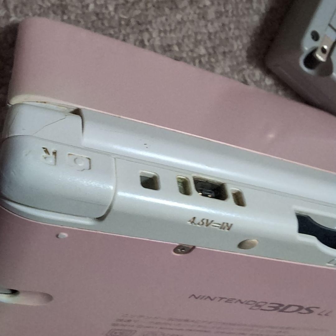Nintendo 3DS XL Launch Edition White & Pink Handheld System Japanese veresion