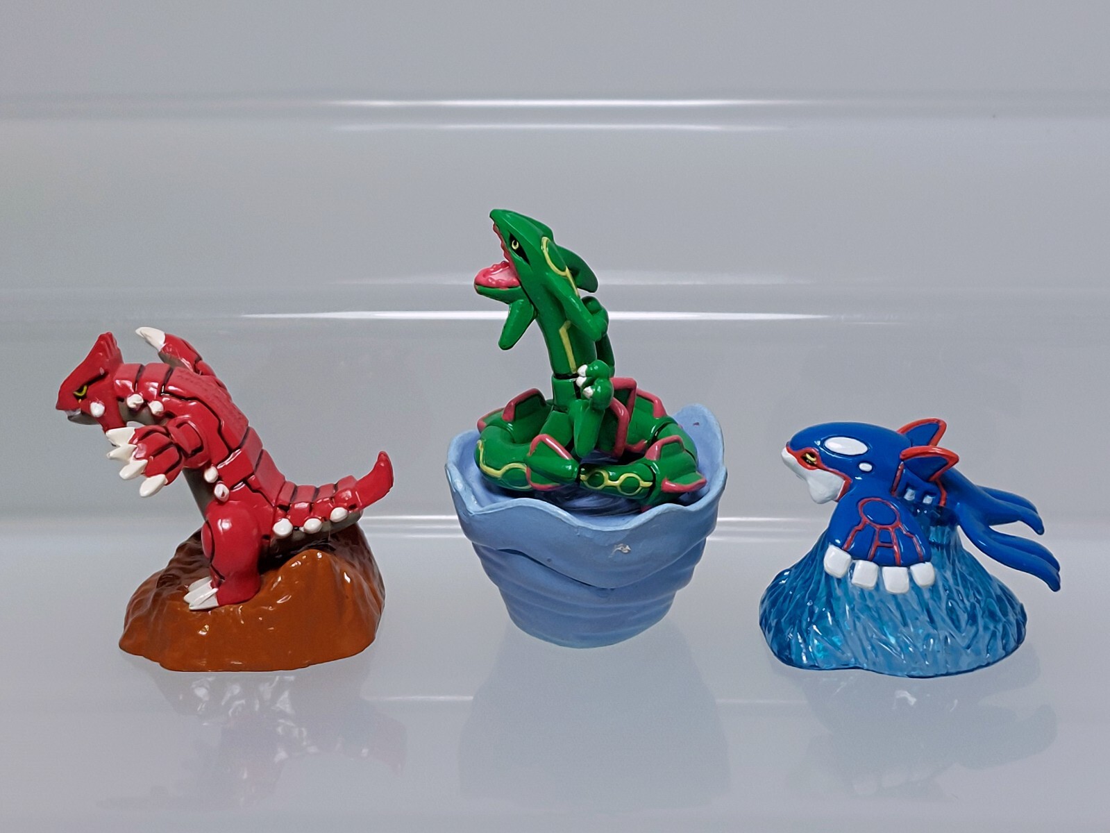 Groudon Rayquaza Kyogre Pokemon Ball Choco Footprint Figure Tomy 0.8-1.9in