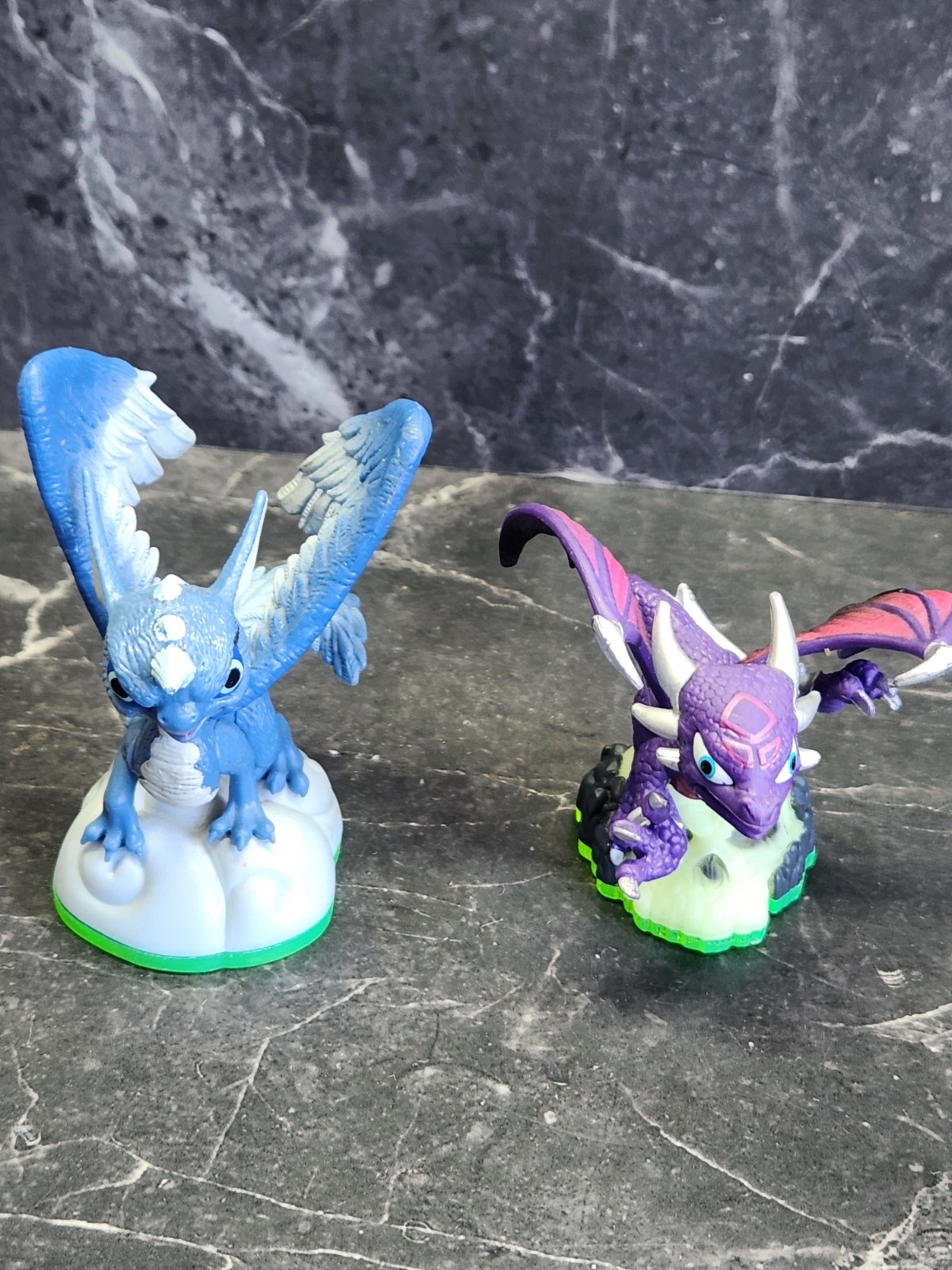 Skylanders Activision Collectible Action Figure Lot Assorted 30 + 3 Portals/card