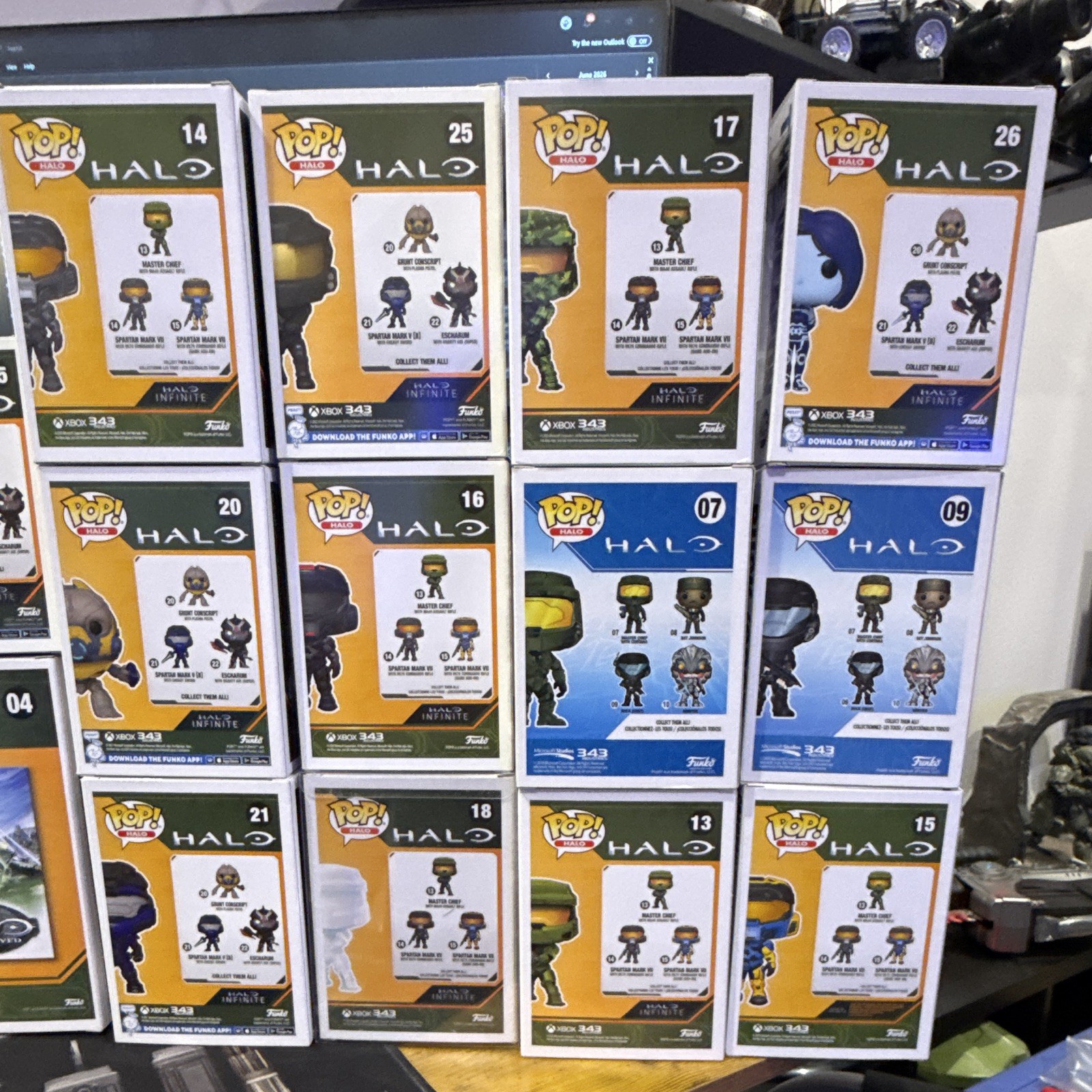 Funko Pop! Halo Vinyl Figure Lot Glows in Dark Master Chief Buck Weapon Escharum