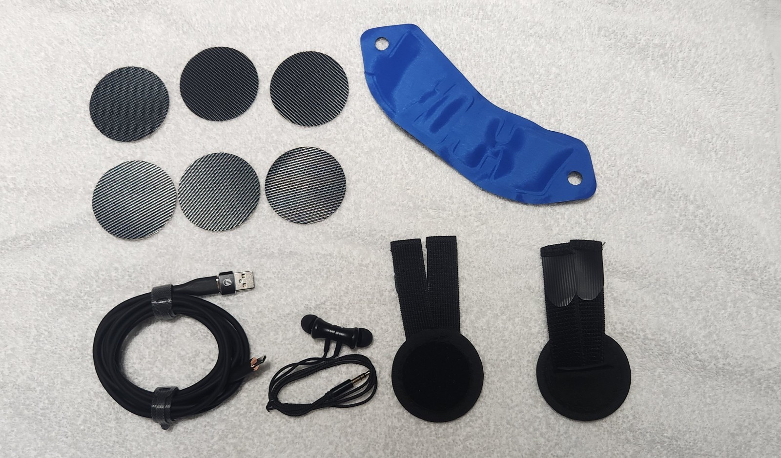 Metadox Vekta Soundproof Gaming Mask w/ Built-In Microphone Tested & Prepared