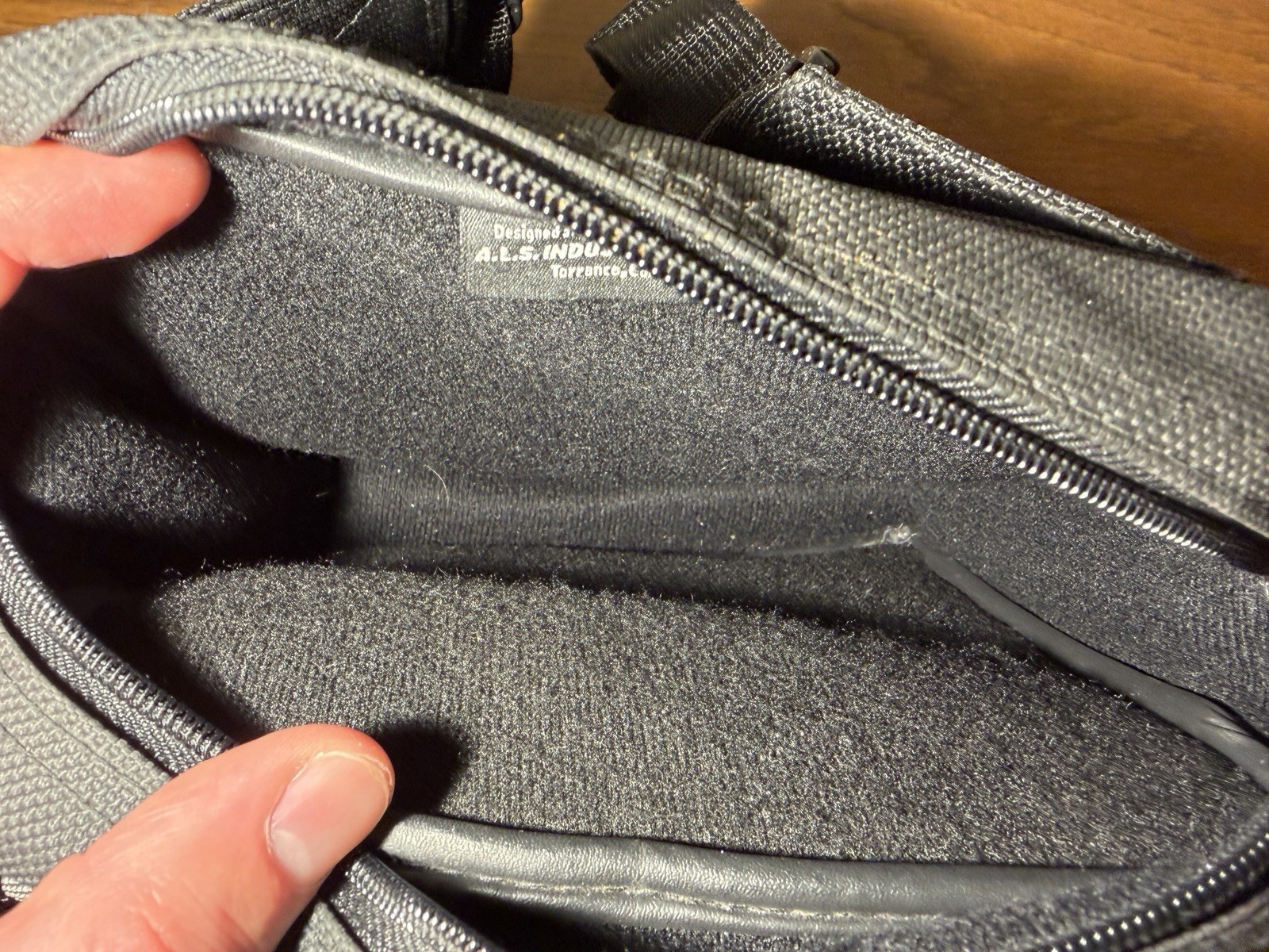 Nintendo Gameboy Advance SP Travel Bag (Fanny Pack / Shoulder Bag) With Strap