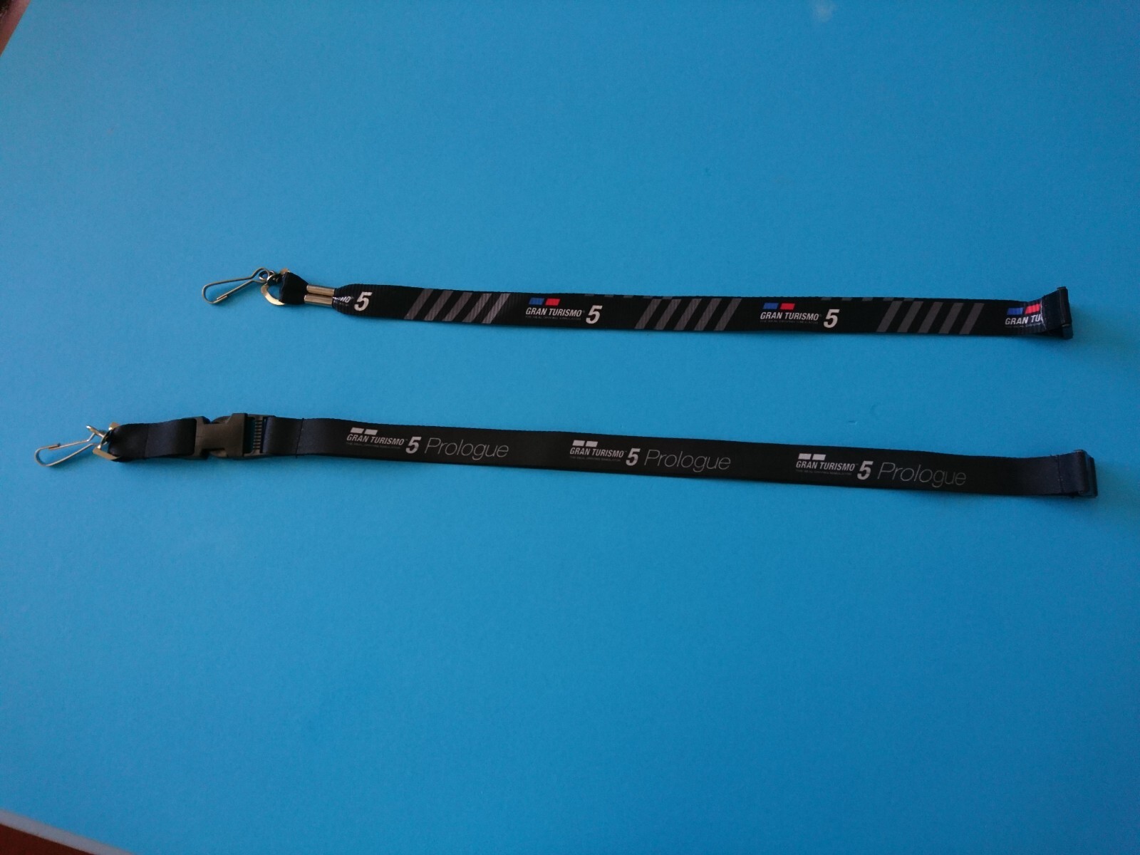 2 LANYARDS GRAN TURISMO 5 & GRAN TURISMO 5 PROLOGUE PlayStation 3 (PS3) LANYARDS