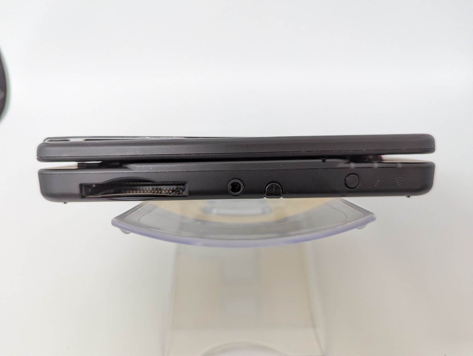 B522 Nintendo new 3DS console Black Japan w/pen plate adapter