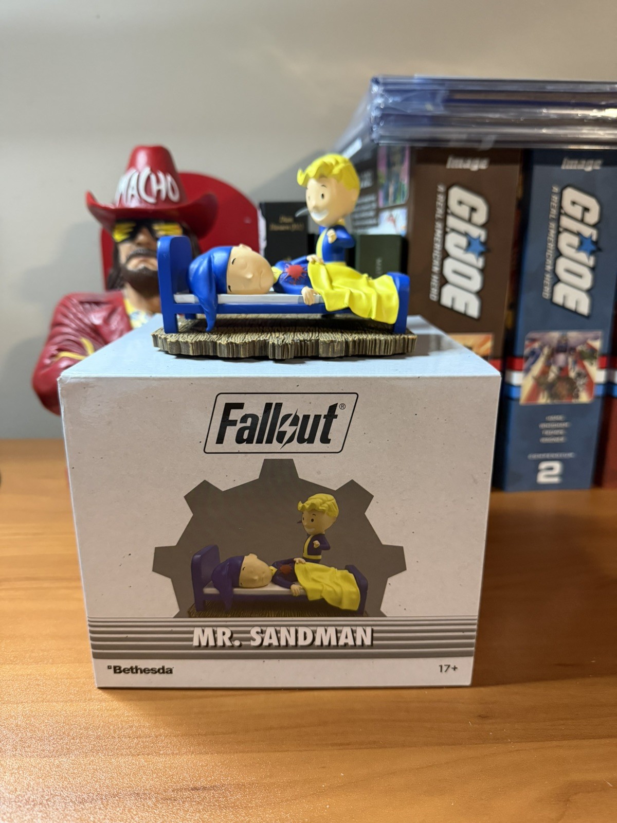 Fallout Vault Boy Mr. Sandman Statue Technicolor Color Variant Limited Edition