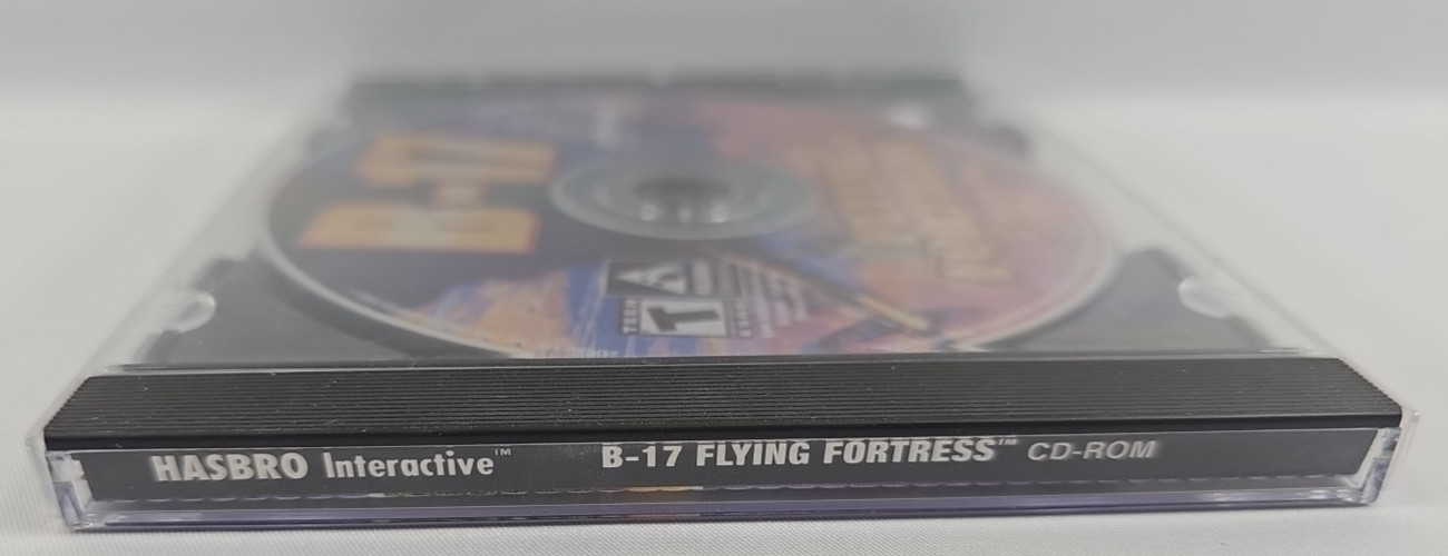 Hasbro B-17 Flying Fortress the Mighty 8th! MicroProse Windows 95/98/ME 2000