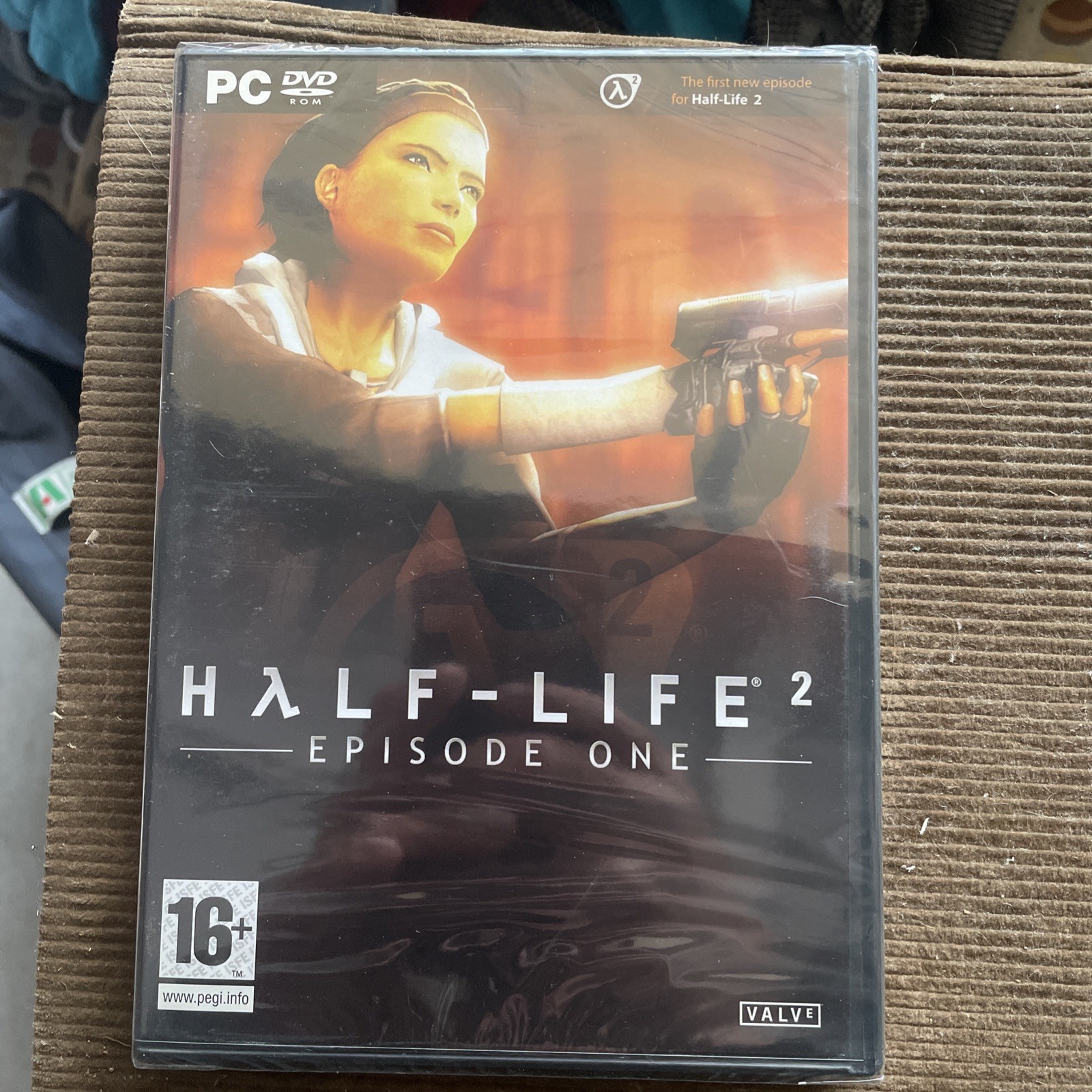 Half-Life 2: Episode One – PC Game (BRAND NEW) SEALED FREE SHIPPING