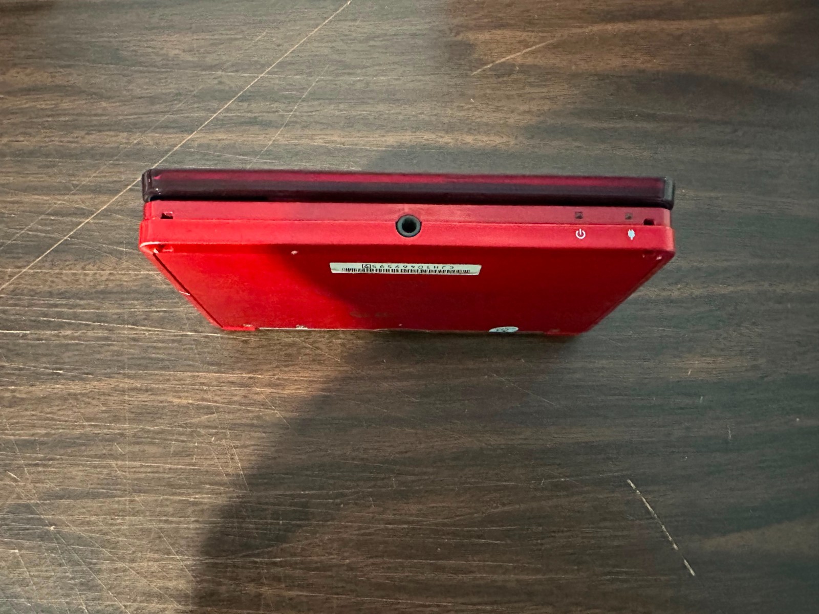 Nintendo 3DS with Stylus, Memory card and Charger – Flame Red