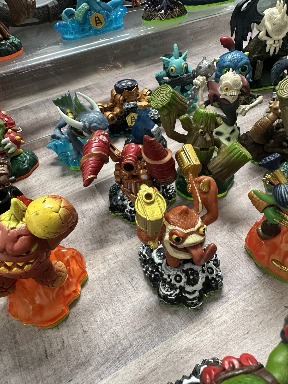 Mixed Lot of 41 Skylanders figures plus 3 portals Giants, Spyro, more