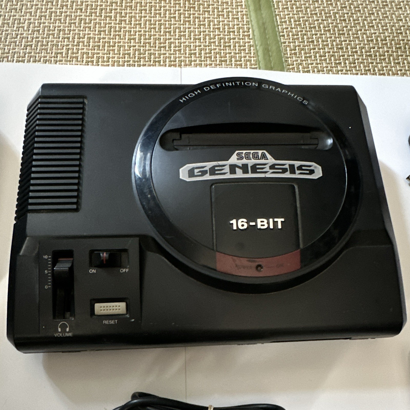 SEGA Genesis 16-Bit Console Lot MK-1601 and MK-1631 4 Controllers + AC Adapters