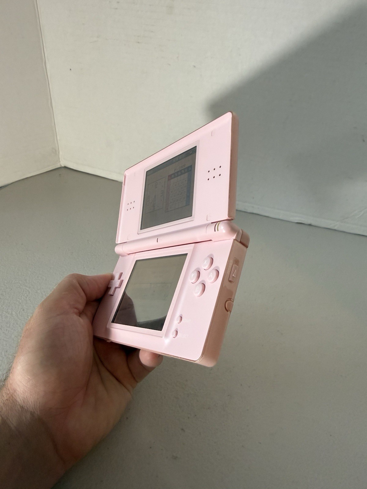 Nintendo DS Lite System Portable Gaming Console – Coral Pink NO CHARGER