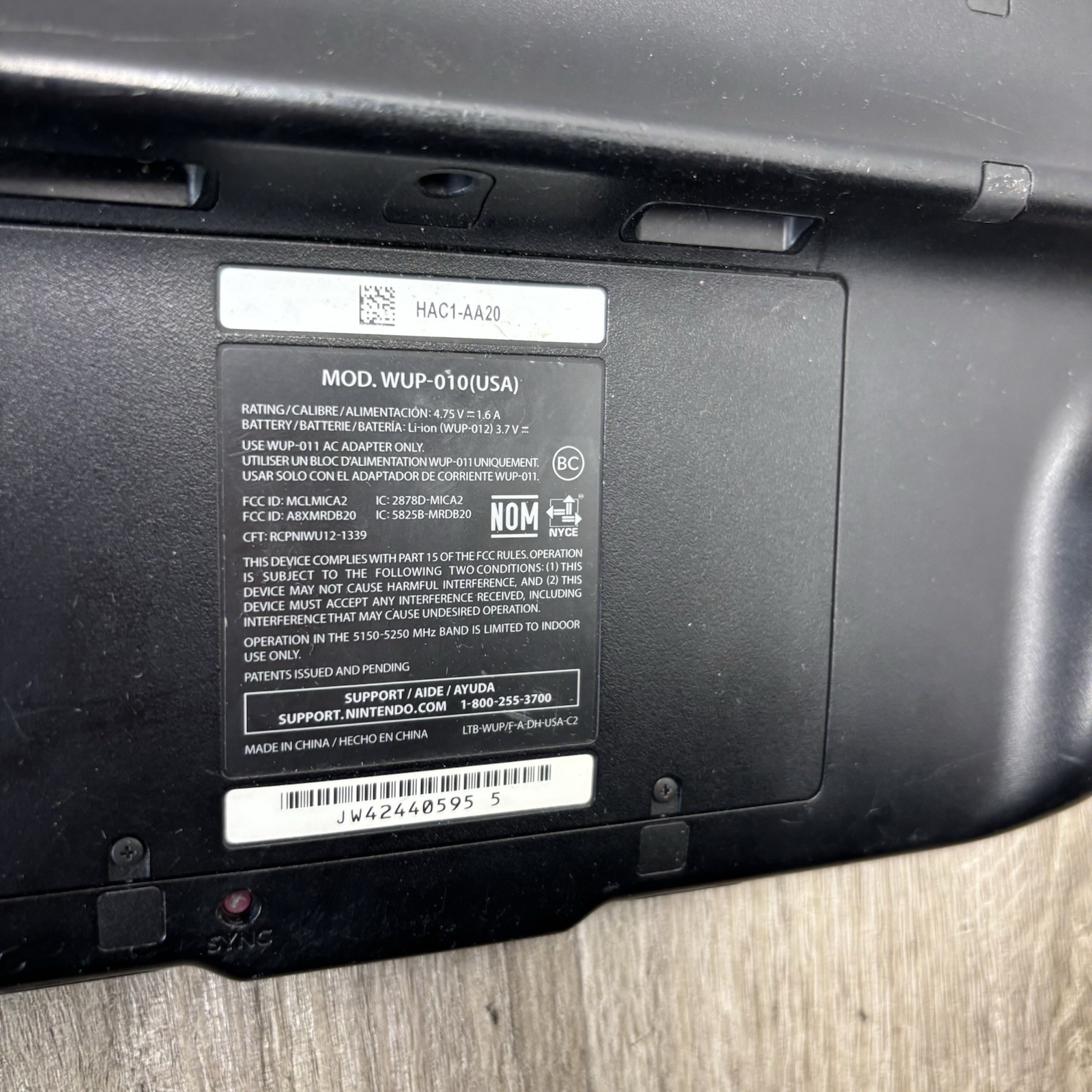 Nintendo Wii U GamePad WUP-010 (USA) Black Tablet Only (FOR PARTS) Broken Screen