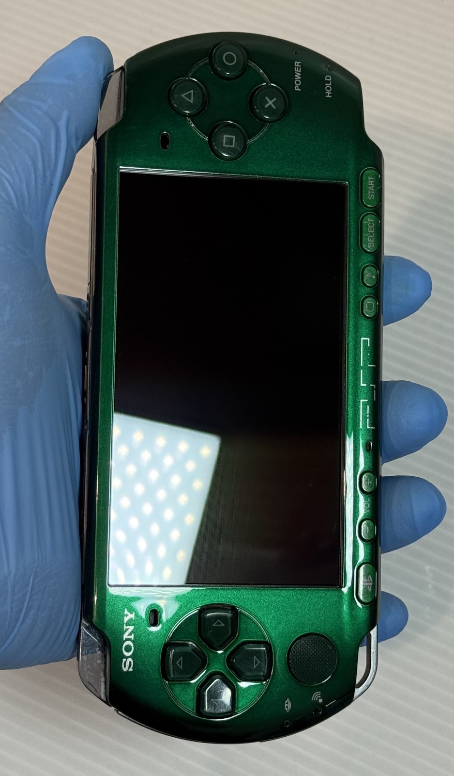 Sony PSP-3000 Console Spirited Green Rare Color in Box Region free – Very Good