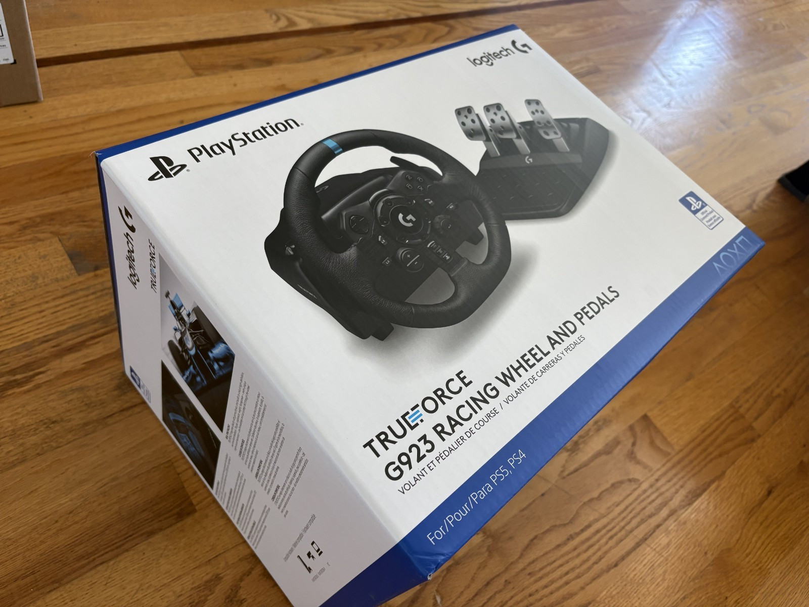 Logitech G923 Racing Wheel and Pedals for PlayStation (PS4/PS5) – Black