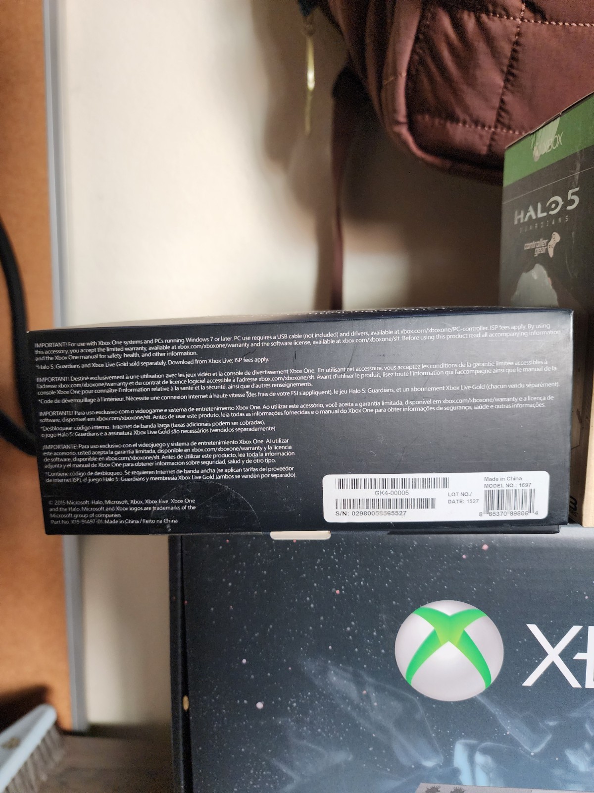 Ultimate Xbox One Halo 5 Limited Edition Console & Collection – Bonus Items