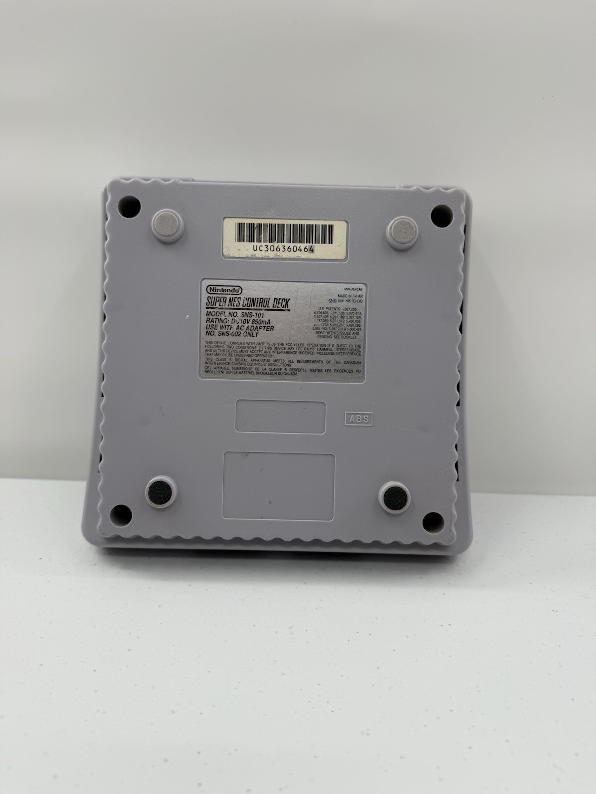 Super Nintendo Entertainment System (SNES JR. 1991) Cosmetically Flawed Console