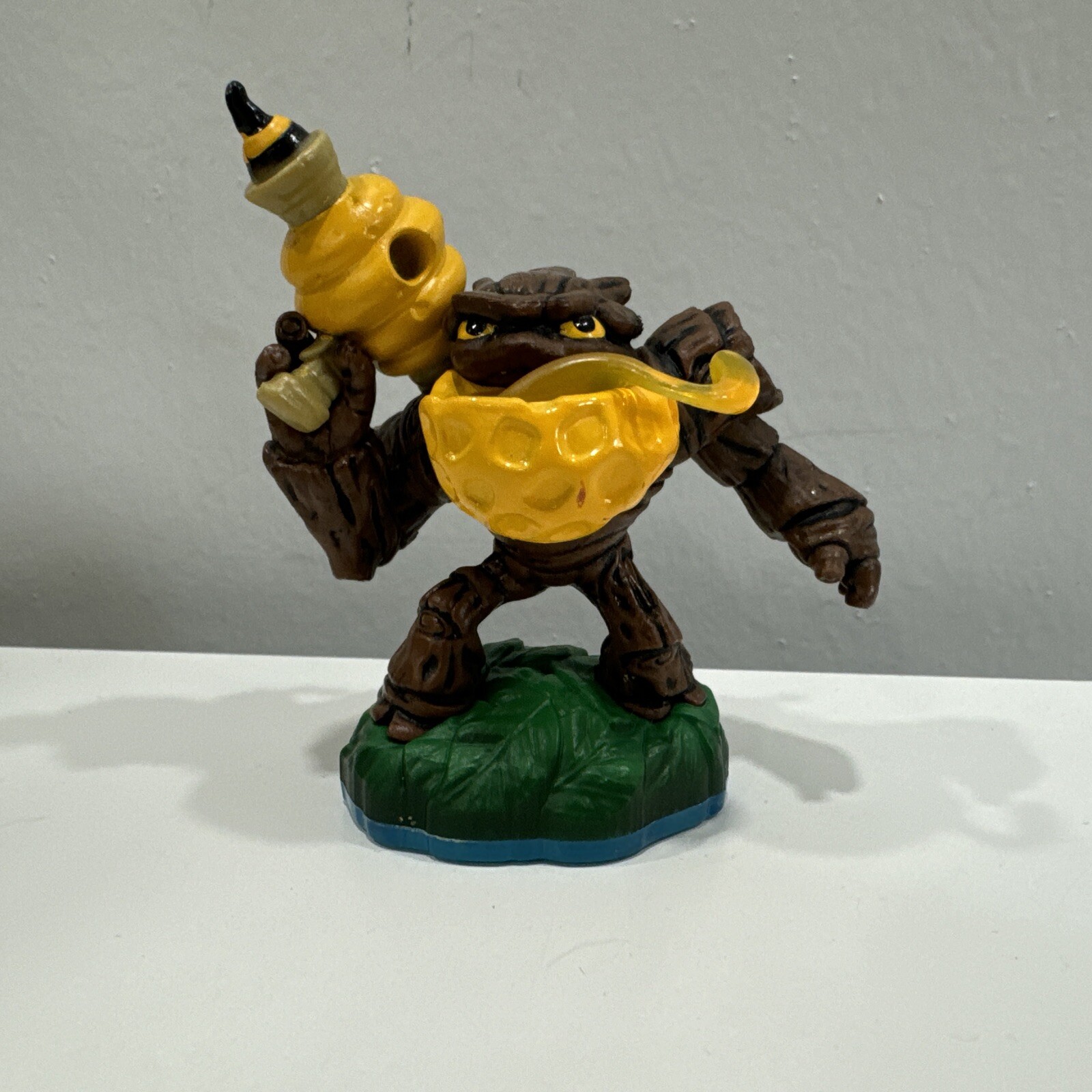 Activision Skylanders Swap Force Lightcore Bumble Blast Character Figure Toy