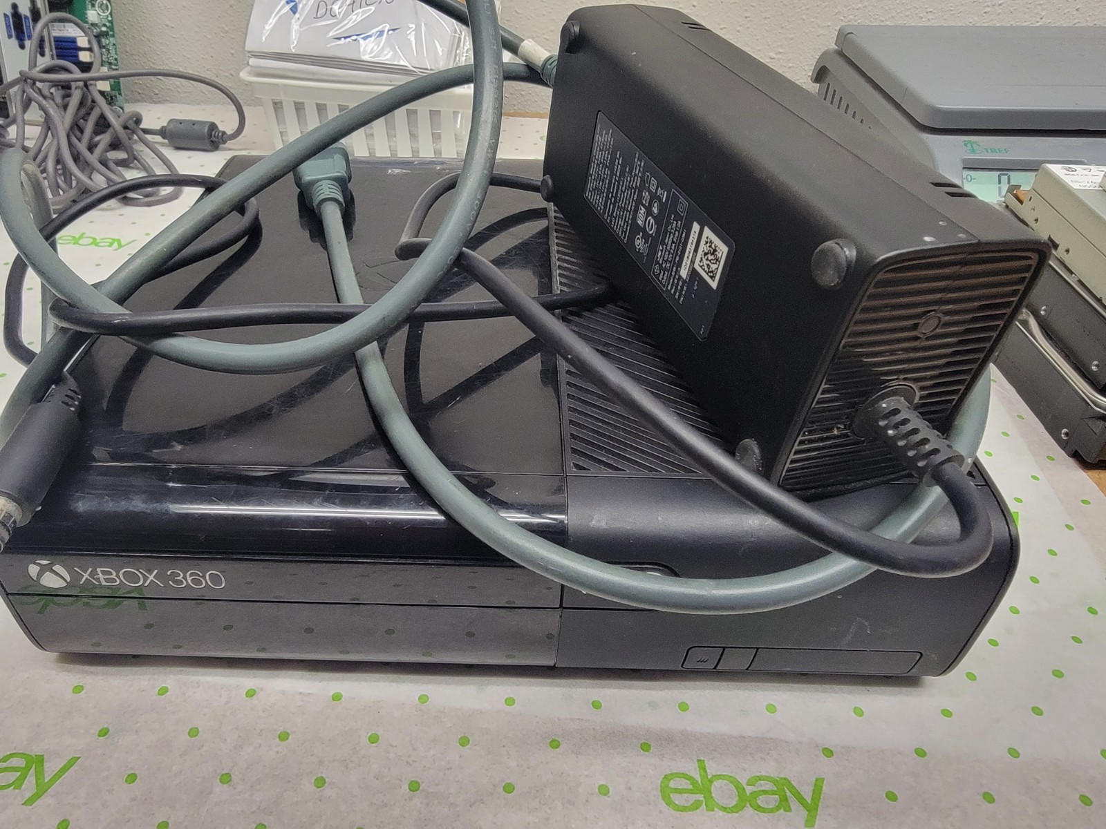 Xbox 360 E Console Model 1538 Console w/AC Powers on – No testing done