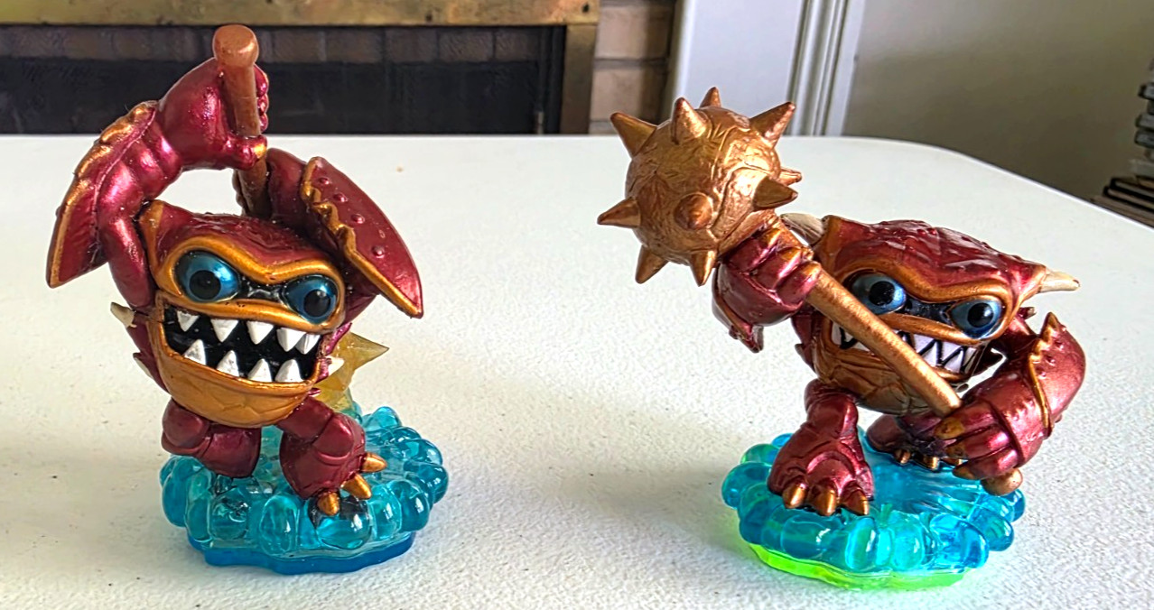 Skylanders Wham-Shell Lot of 2 Series 1 and LightCore Activision Figurines
