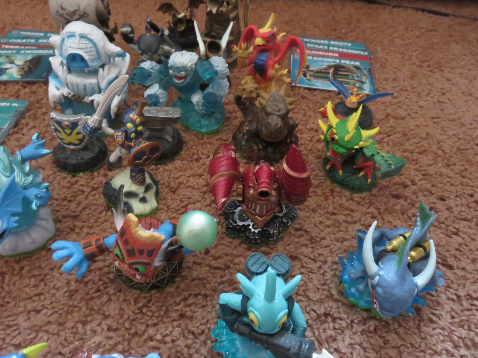 Skylanders Spyro’s Adventure Game Figure Lot of 32. Includes 3 sets. 18 w Cards