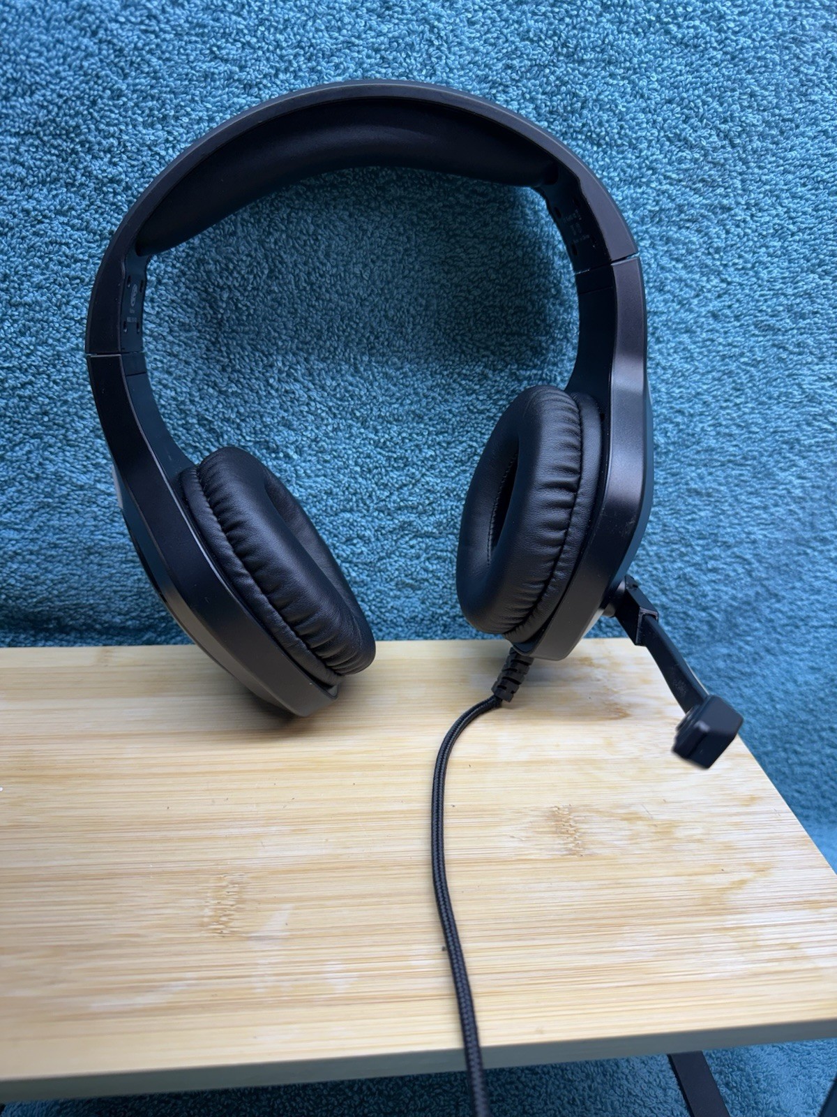 Fachixy FC-100 Black Headband Gaming Headset Boom Mic Wireless USB