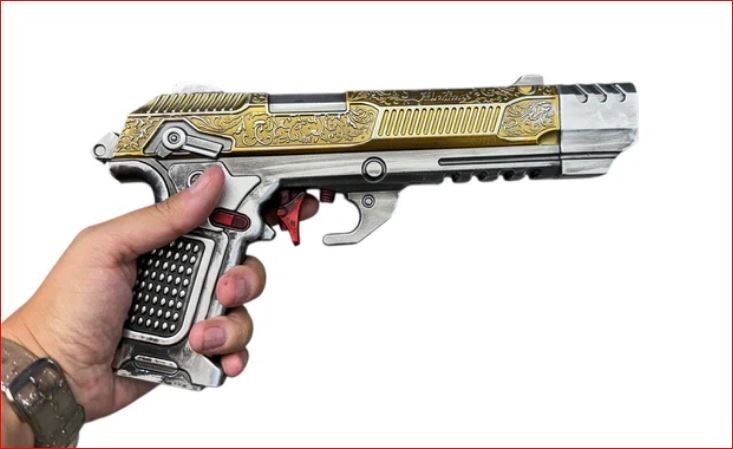 11.5” Cyberpunk 2077 “La Chingona Dorada” Pistol Replica Cosplay Costume Game