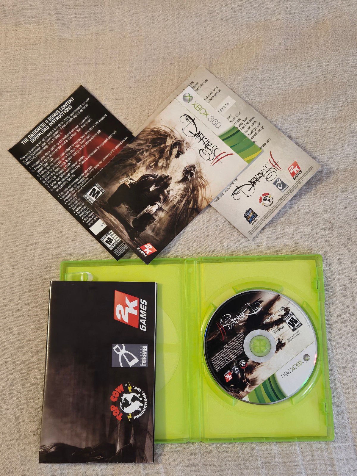 The Darkness II Limited Edition, Xbox 360. Manual, poster, 2 inserts w/ codes