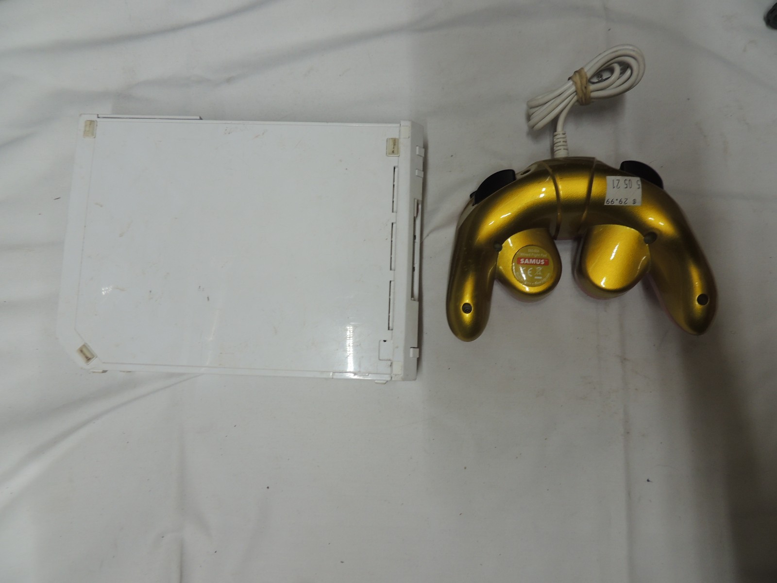 Nintendo Wii – RVL-001 White Bunddle #14