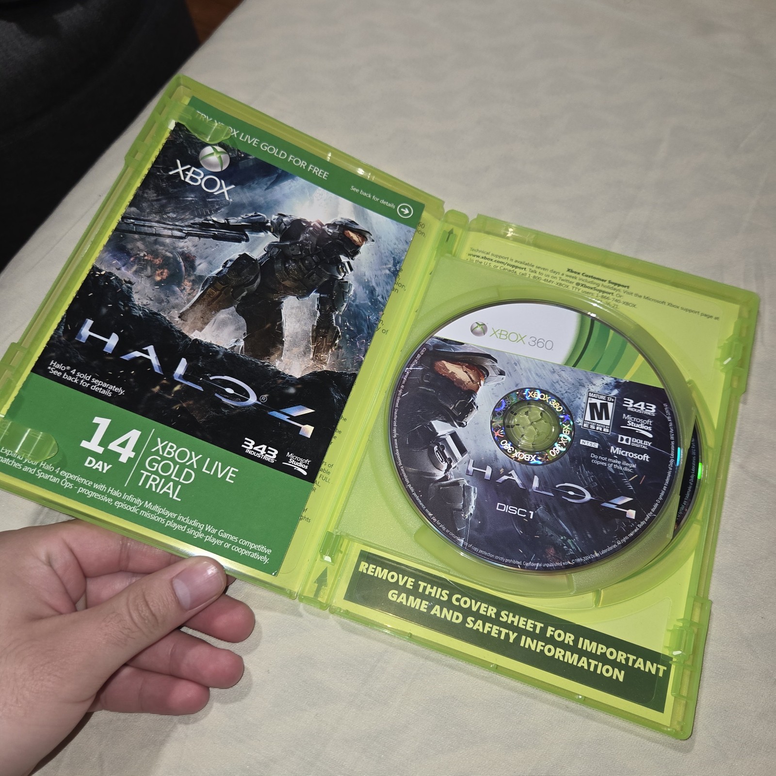 Halo 4 (Microsoft Xbox 360, 2012) FAST SHIPPING