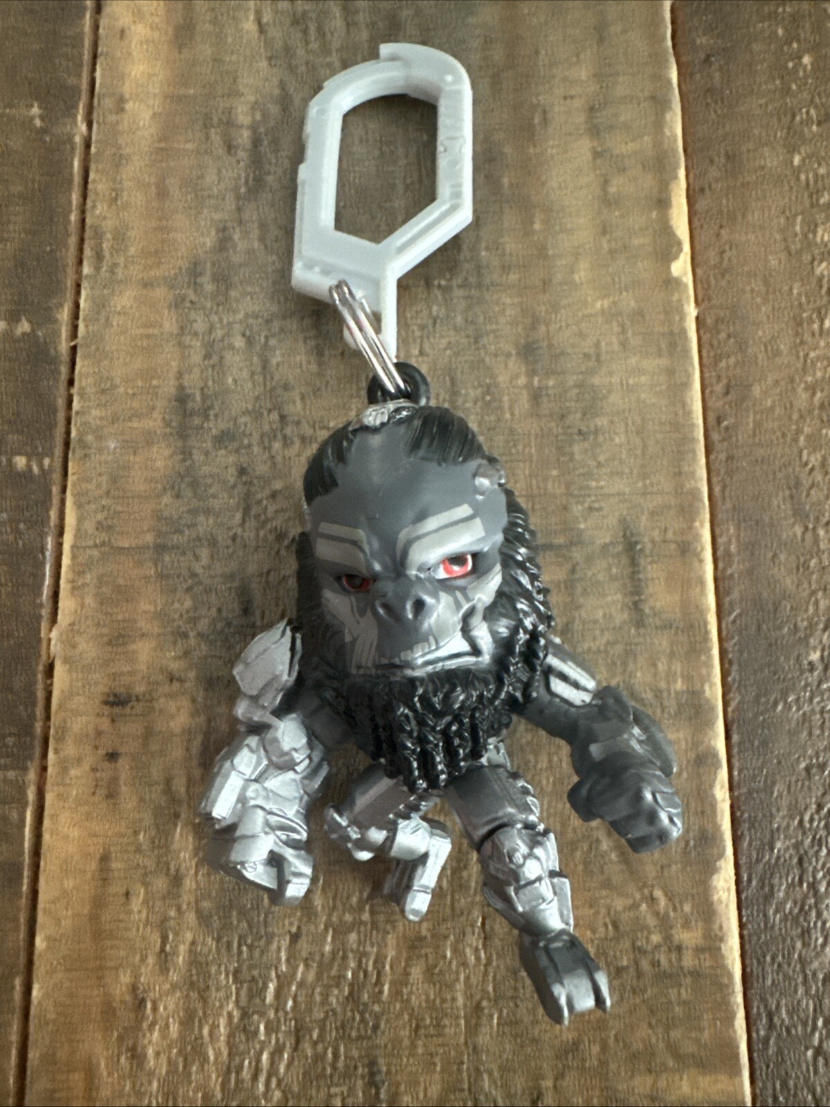 Halo 5 Atriox Banished Brute Backpack Clip Keychain Figure 2017 Xbox Rare