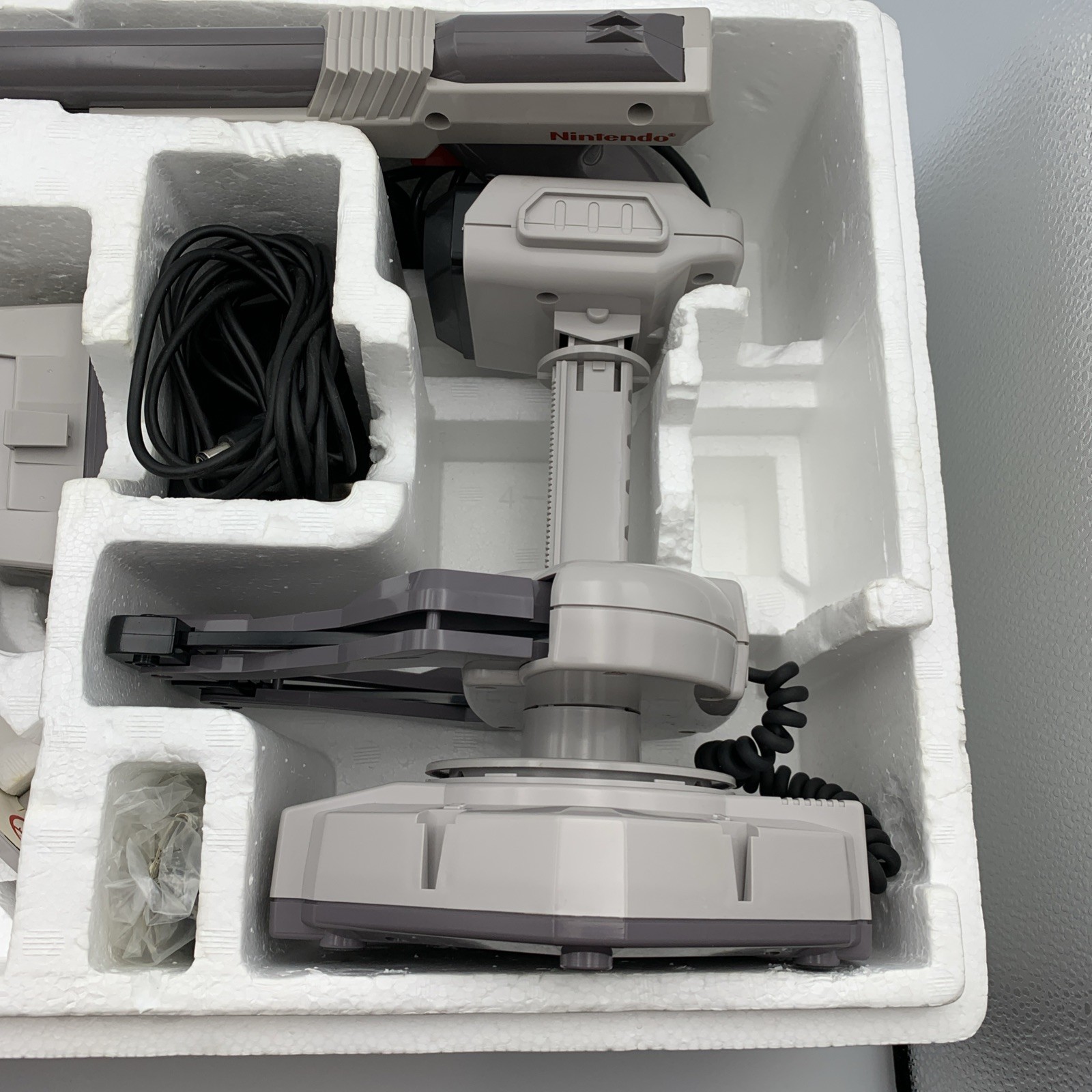 NES ROB The Robot W/Accessories Set In Original Box Tested & Works W/Zapper Gun