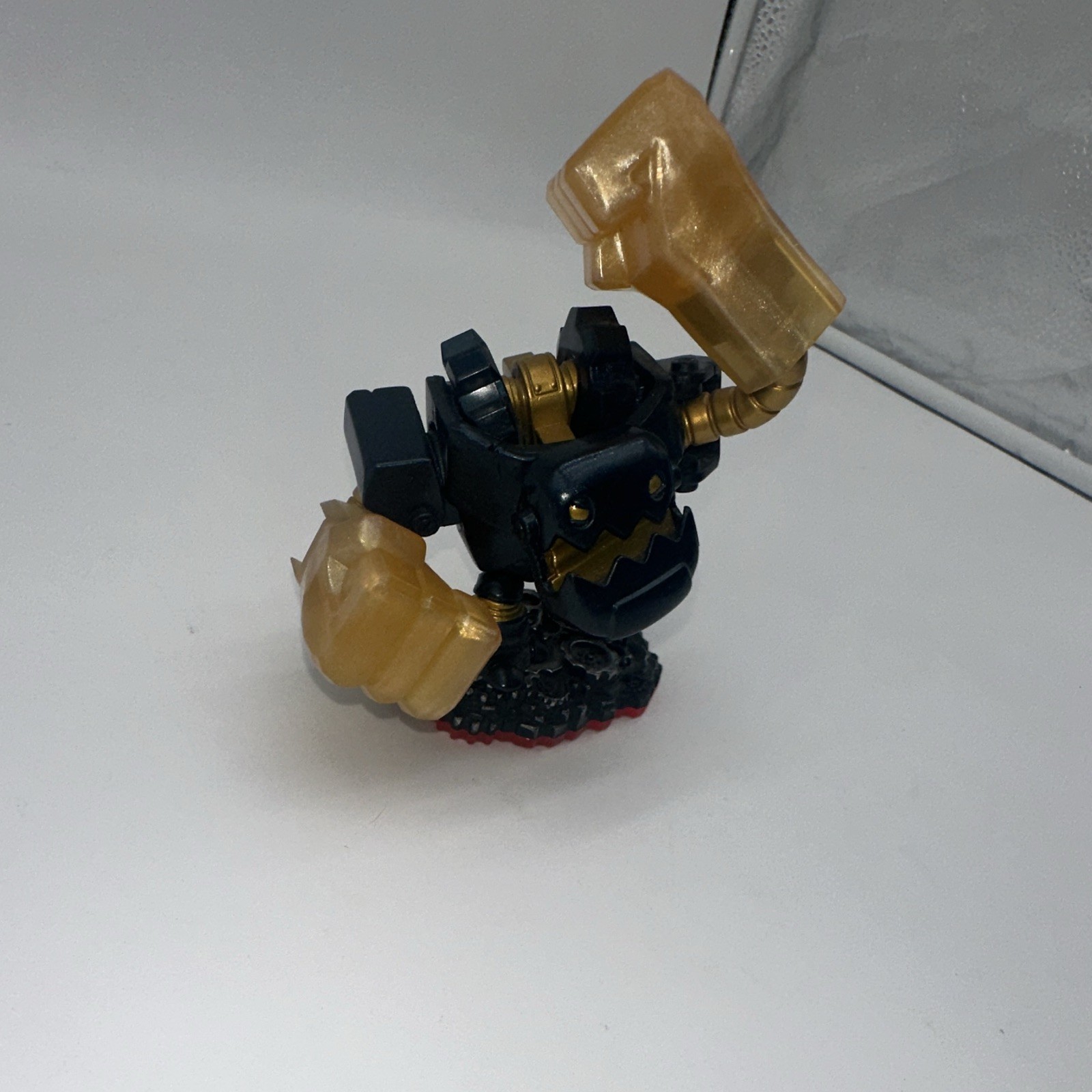 Activision Skylanders Jawbreaker Character Figure Translucent Fists