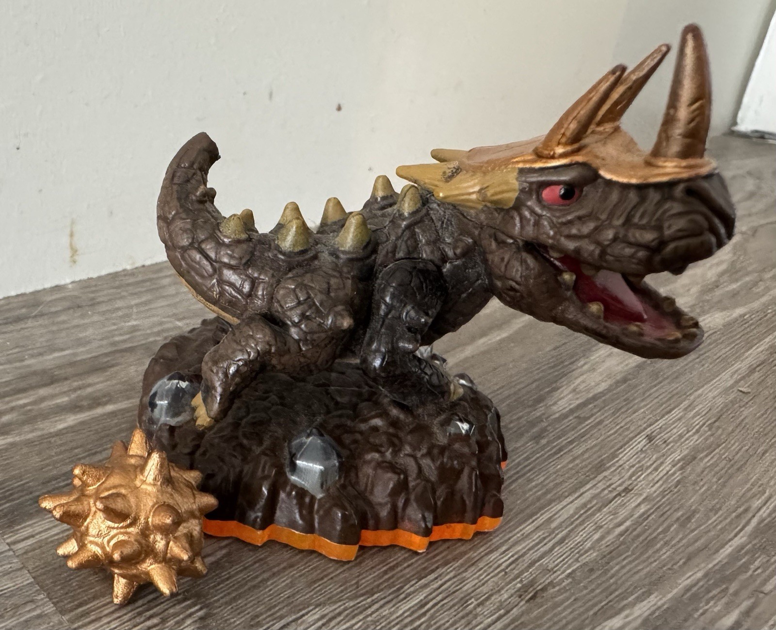 Skylanders Collectible Figures – Lot of 8