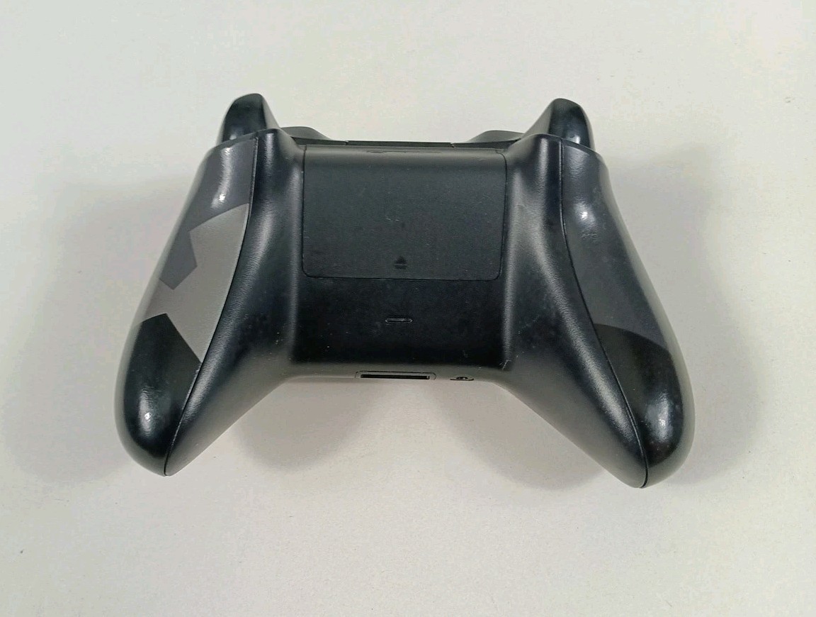 XBOX ONE Covert Forces Black & Grey Camo Wireless Controller Model 1697 Rare