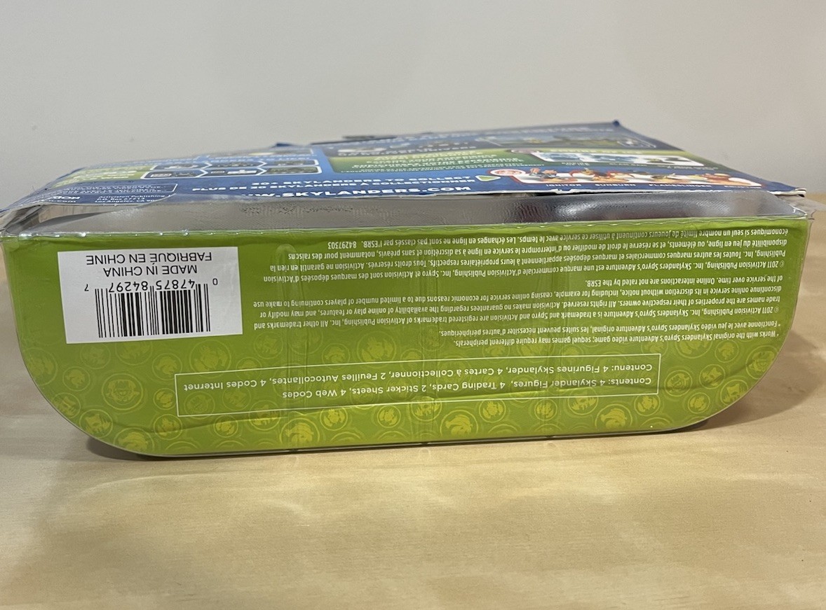 Skylanders Spyros Adventure Dragon’s Peak Adventure Pack Broken Box.