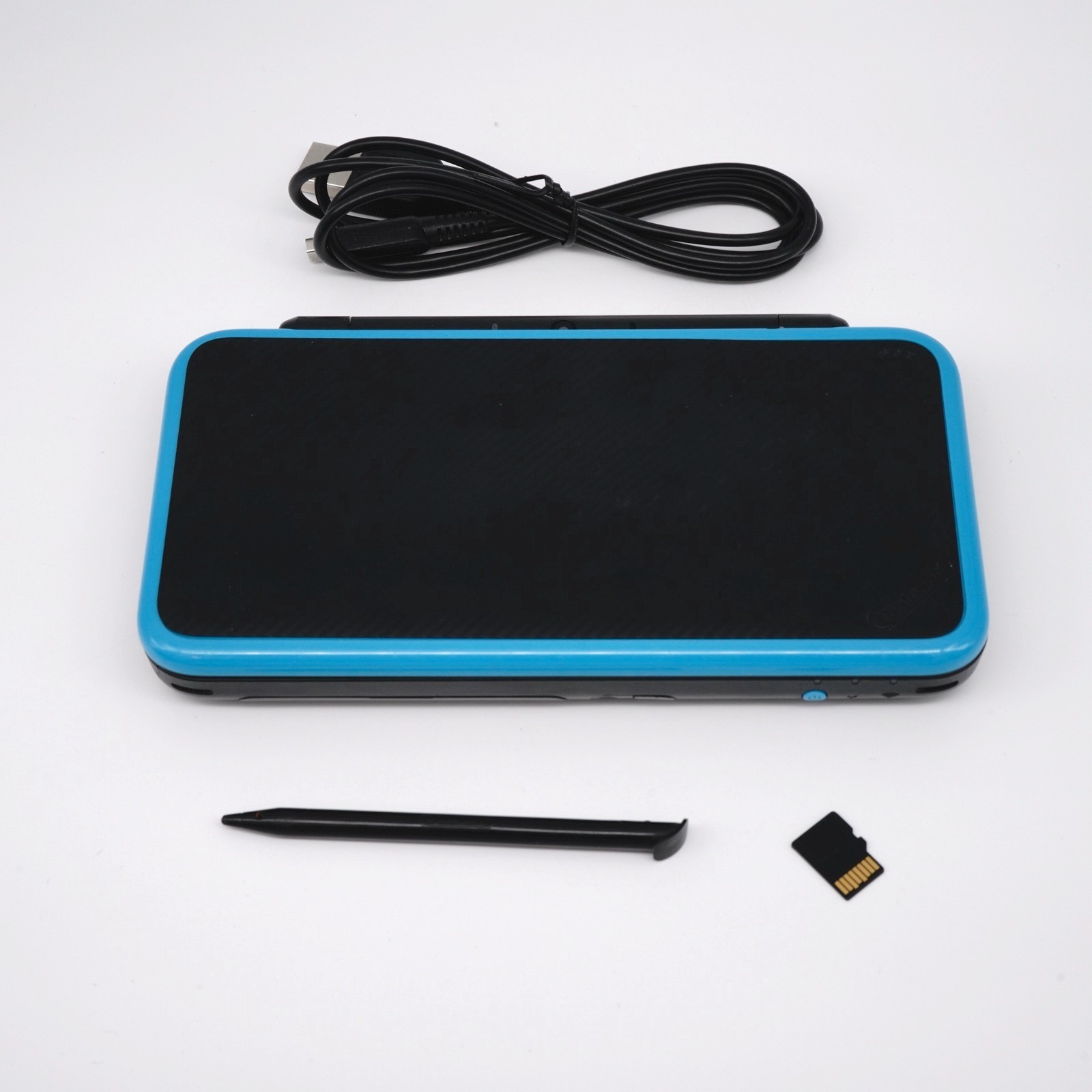 Nintendo “New” 2DS XL LL Console Black & Turquoise w/ extras (USA Seller)