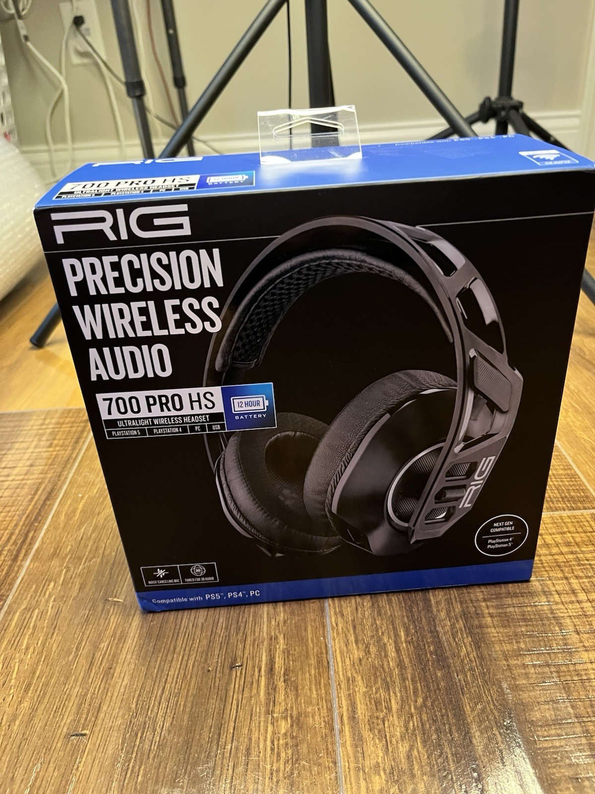 Nacon Rig 700 Pro HX Wireless Ultralight Bluetooth Gaming Headphones Black