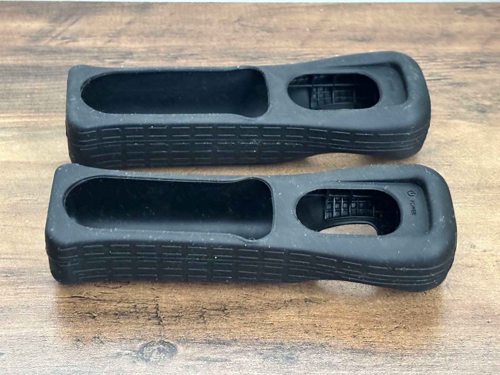 Set 2 Nintendo Wii OEM Black Remote Rubber Silicone Gel Cover Sleeves Genuine