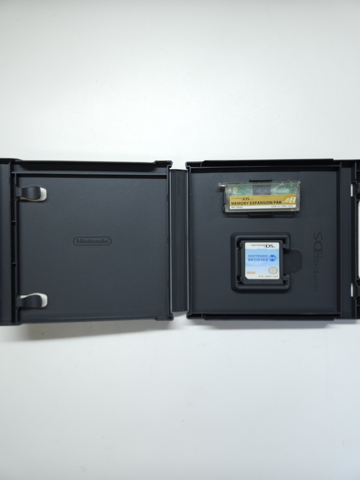 Nintendo DS Browser (Nintendo DS, 2007)