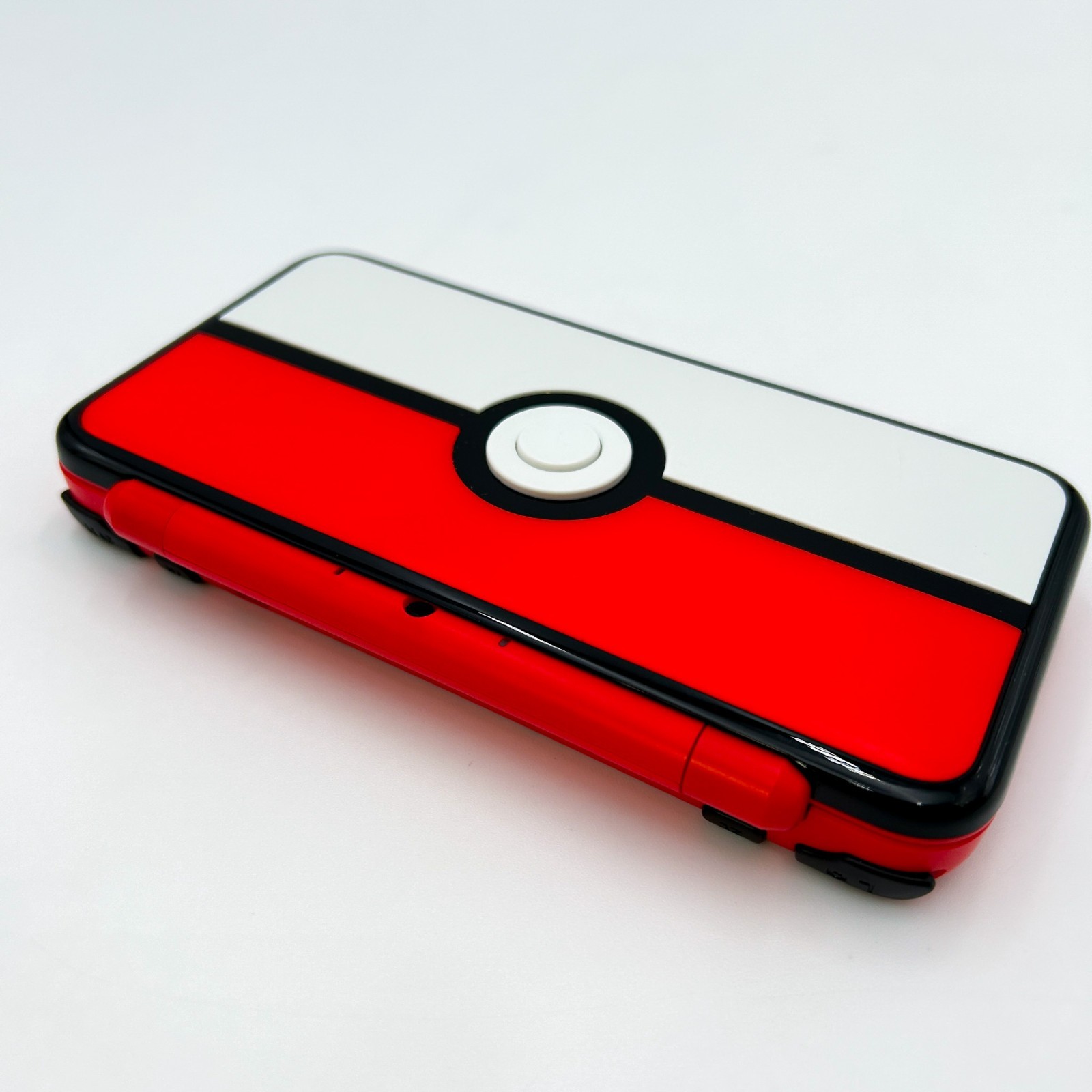 Nintendo 2DS LL XL Monster Ball Edition Pokemon Console w/ Pen