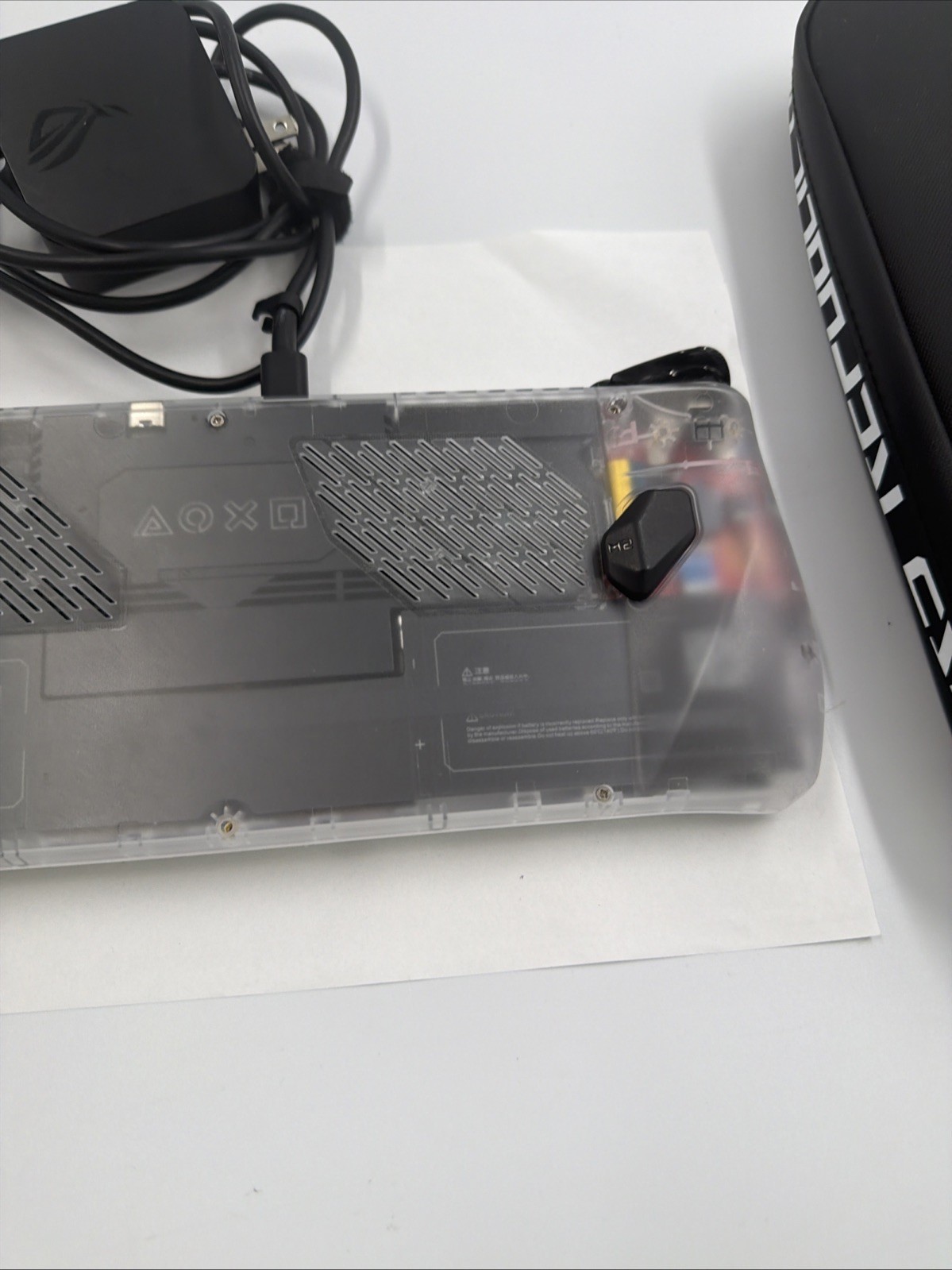 ASUS RC71L Z1 ROG ALLY 7″ FHD Touchscreen Ryzen Z1 3.2GHz AMD Radeon Custom 2A
