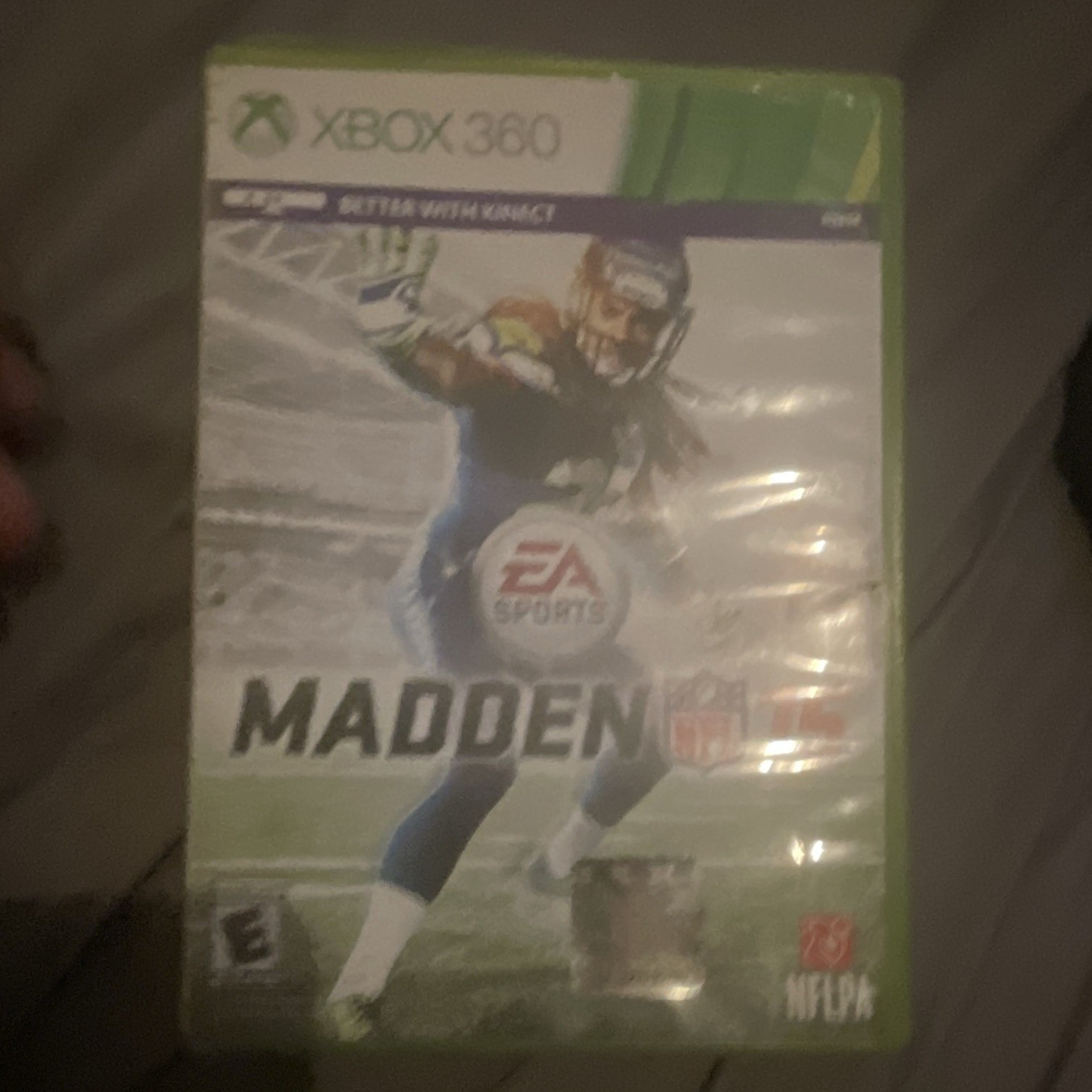 EA Sports Madden NFL 15 Microsoft Xbox 360 Sports Game E Kinect Compatible Case