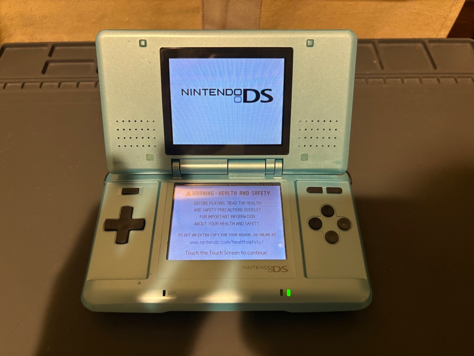 Nintendo DS Turquoise Blue Handheld System- Fair Condition- TESTED & WORKS! (1D)