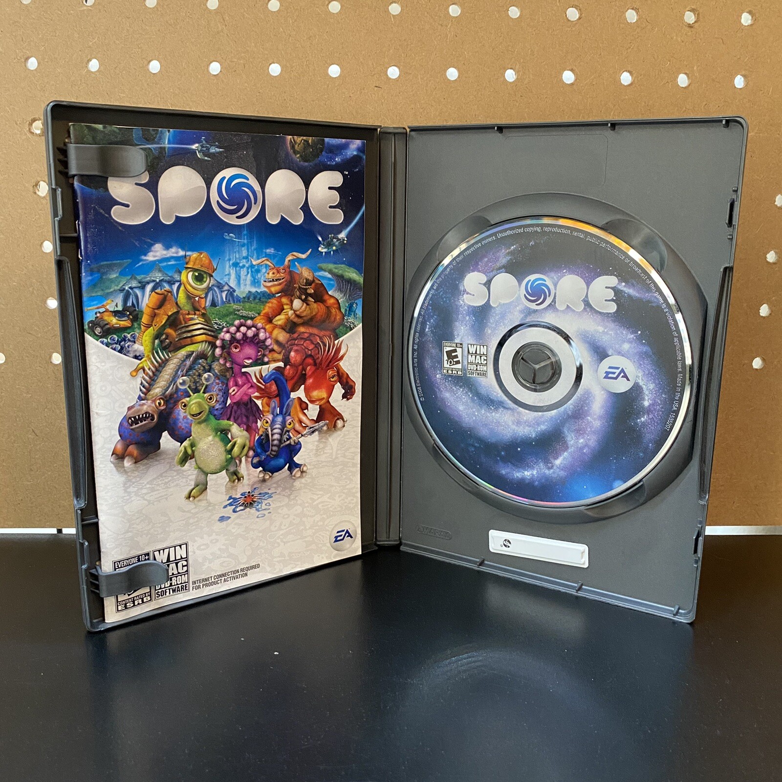 Spore (Windows/Mac, 2008) DVD-ROM Computer Game COMPLETE